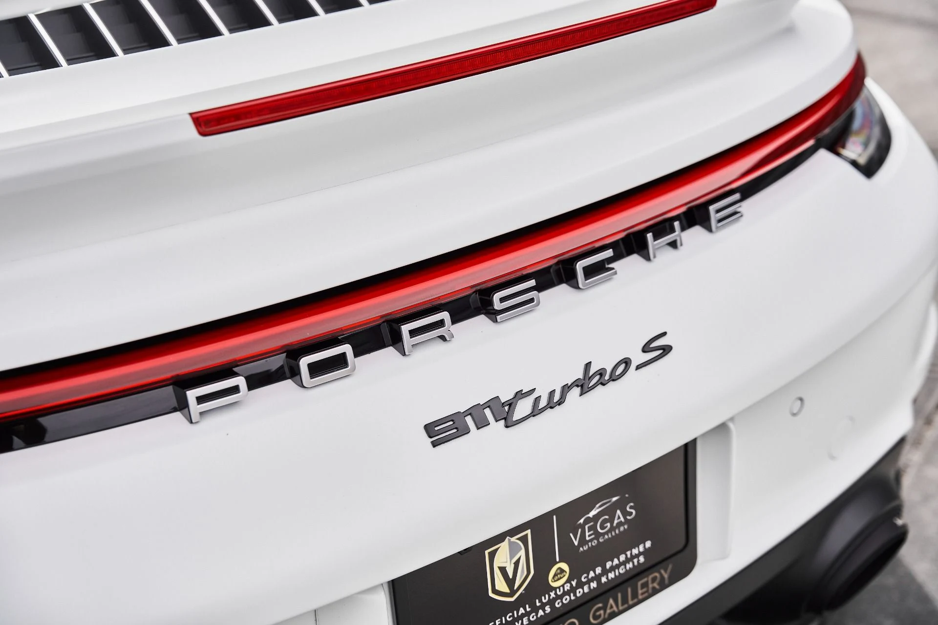 mph018_3914596216_Used_2024_Porsche_911_Turbo_S_1776446275_1ca4dde69e