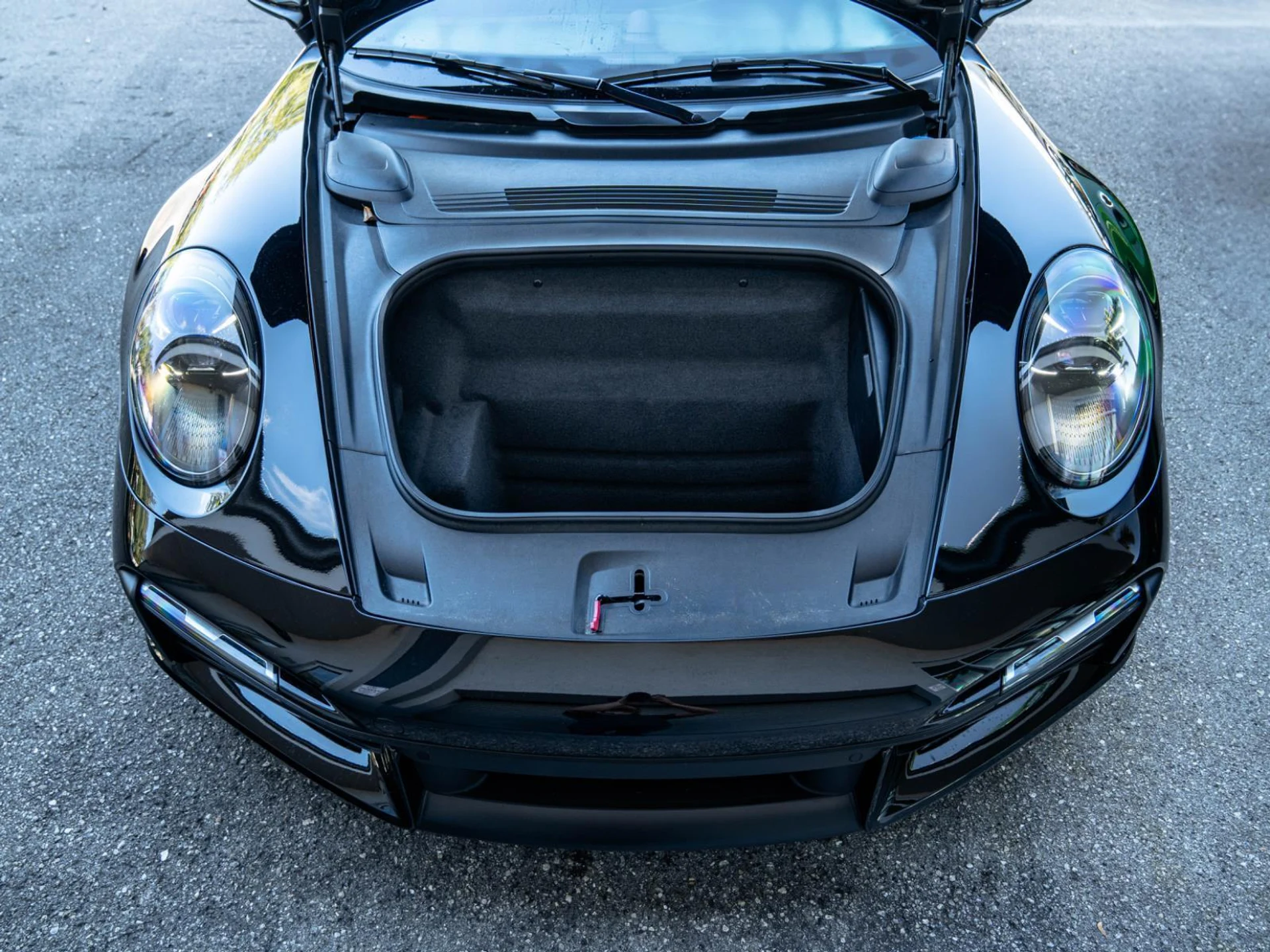 mph018_3915223997_Used_2021_Porsche_911_Turbo_S_1769250104_273a1ba574