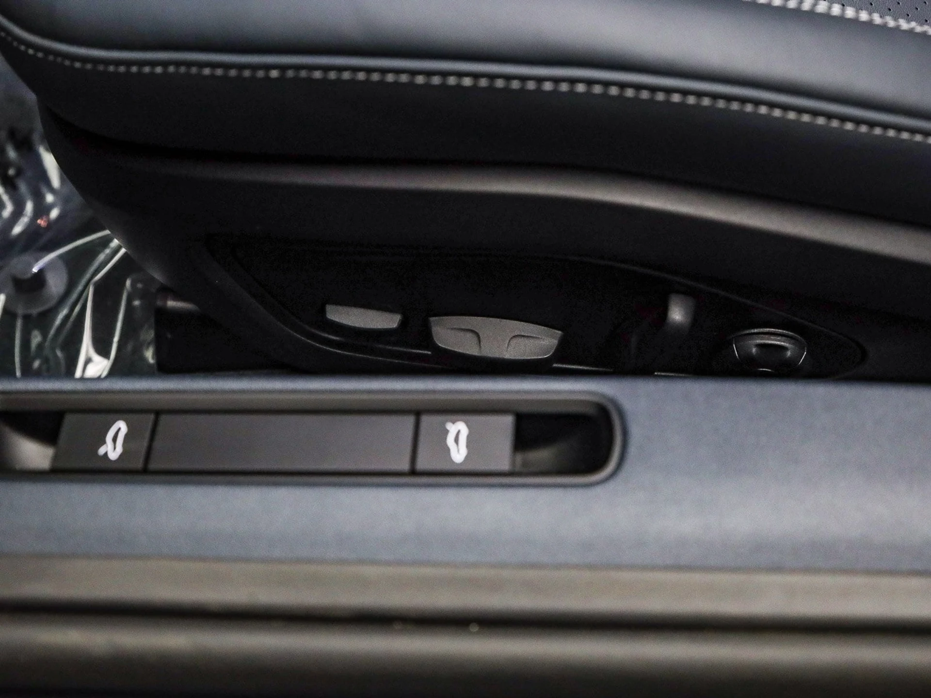 mph018_3918813261_56832f6973eebb242ceb17ebd57c134fx_2f85f6c6c7