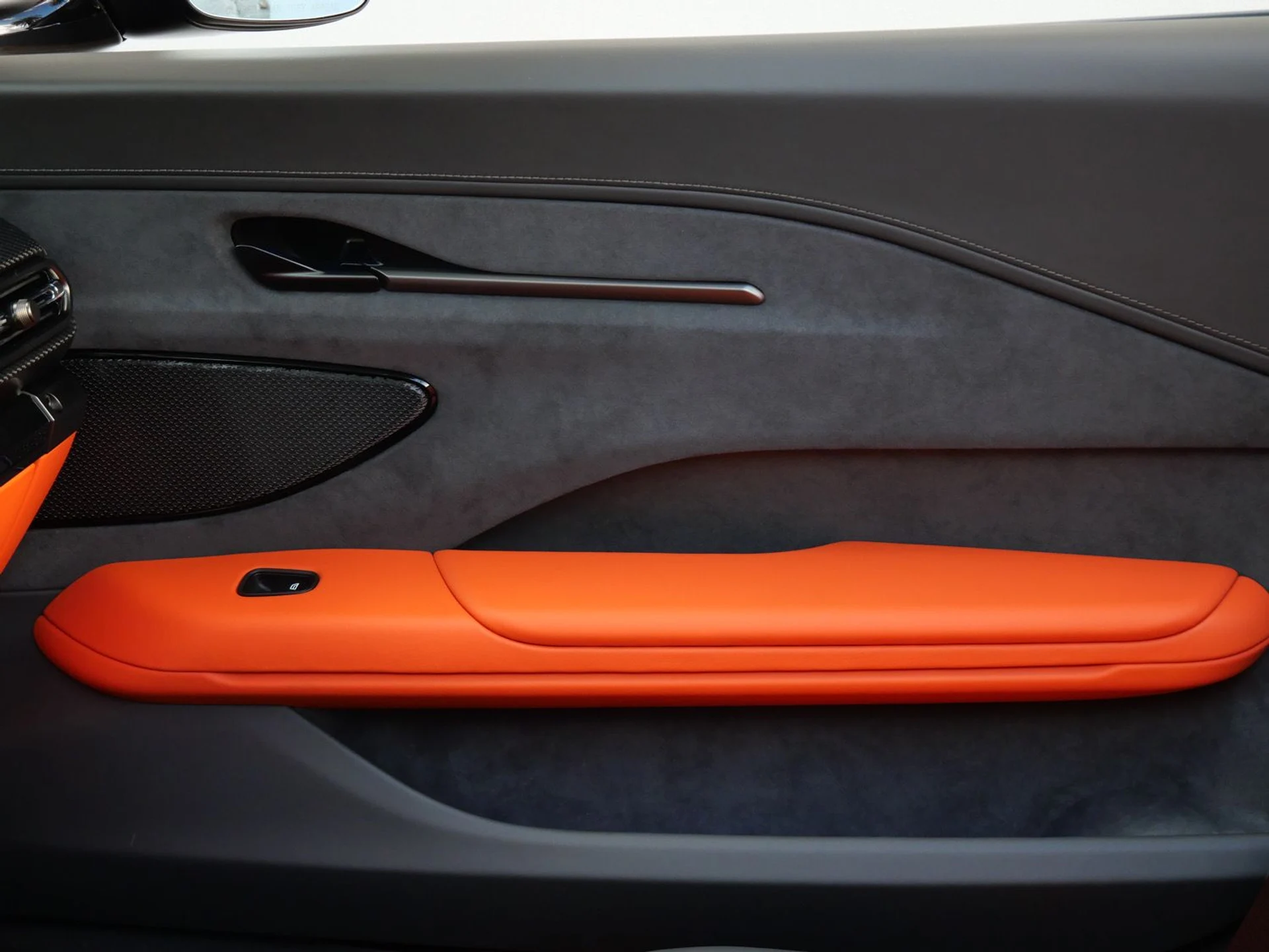 mph018_3919312493_02692c0d81f40bcb8d7a90317cdabc28x_b6a57fb959