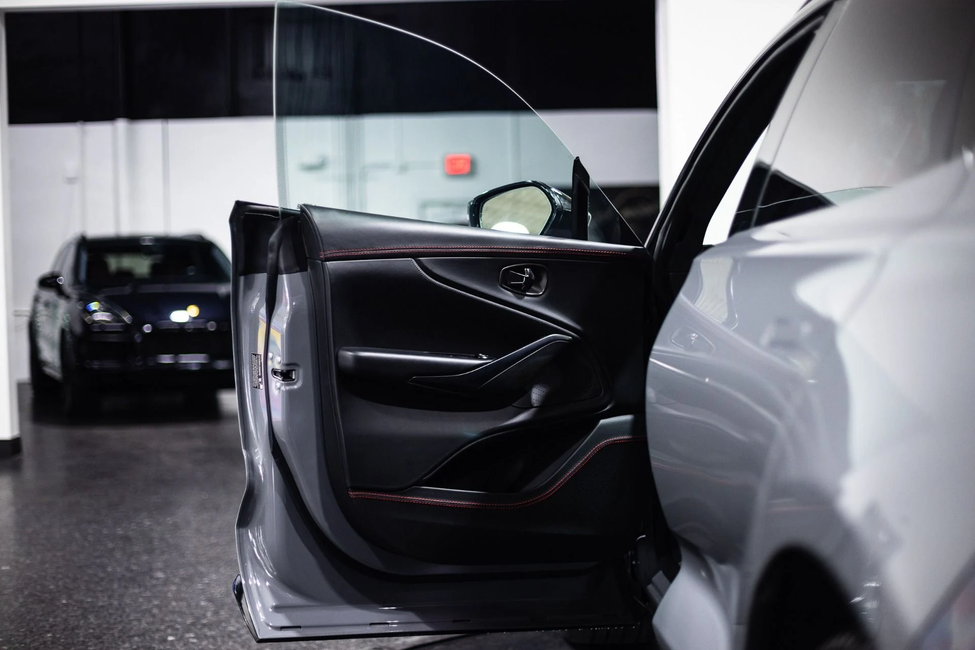 mph018_3919415213_Used_2021_Aston_Martin_DBX_China_Grey_1772224154_1573aa4dab