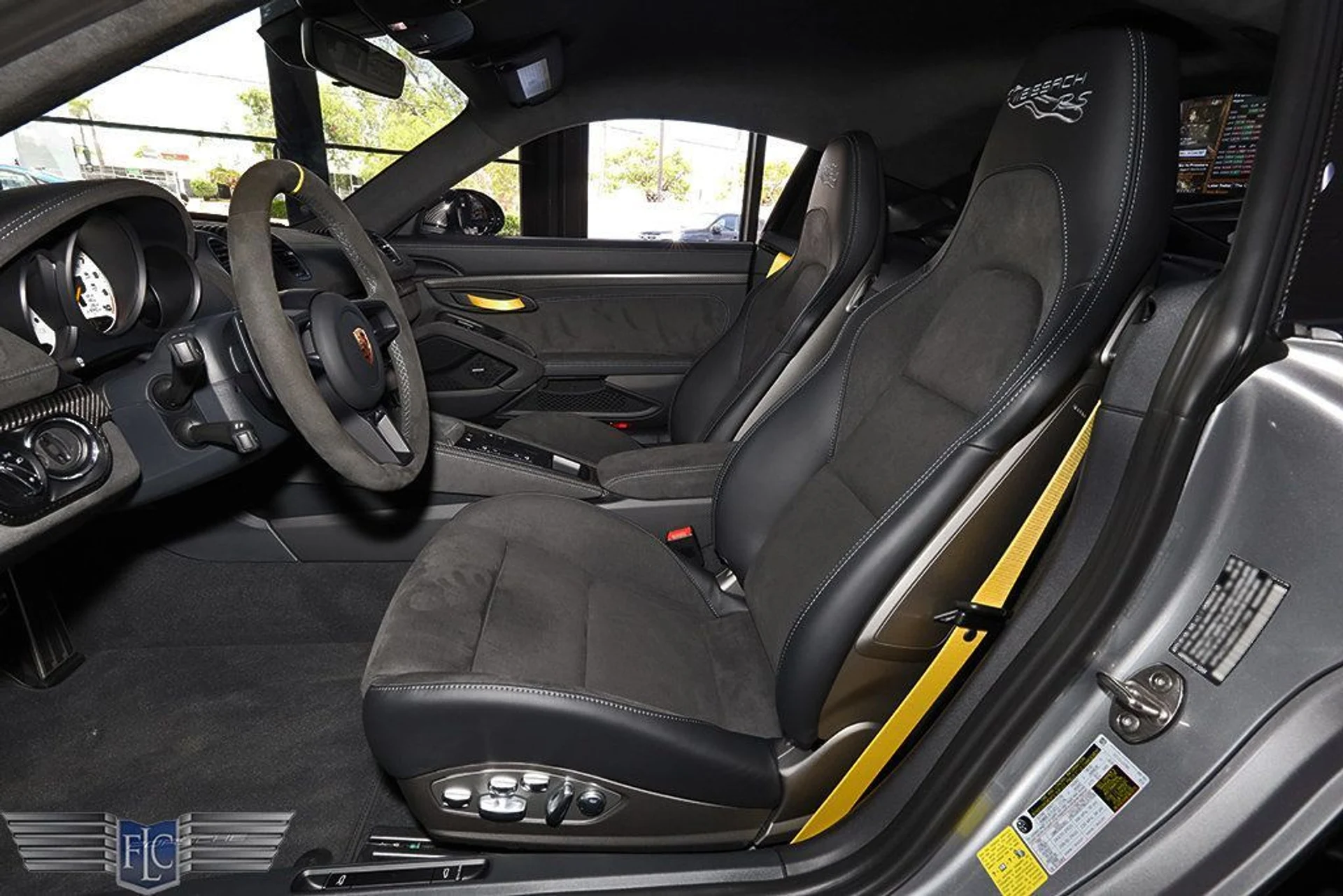 mph018_3922564923_used_2025_porsche_718_cayman_gt4rscoupe_6305_22896205_19_1024_2a9a8764ca