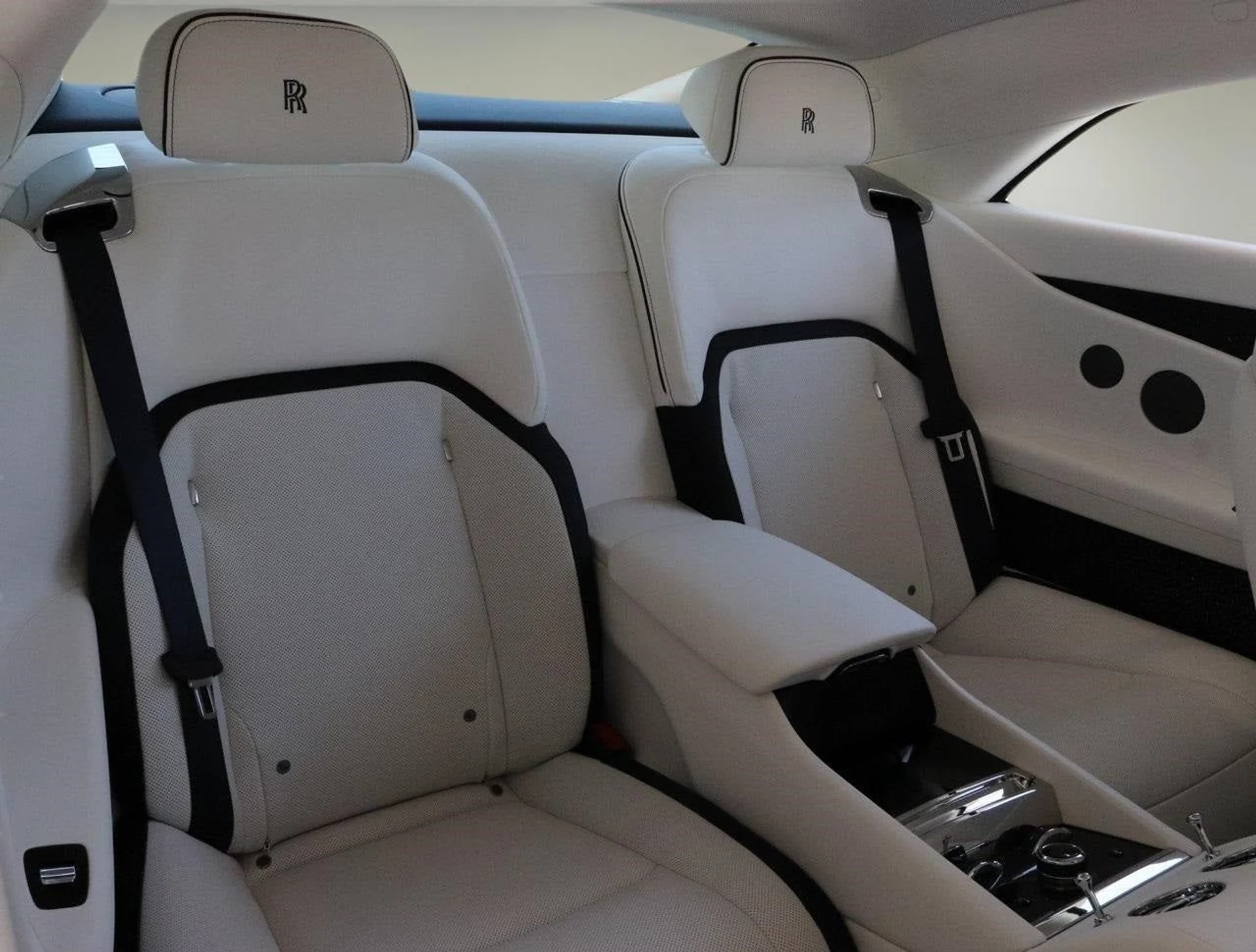 mph018_392526871_19_e946de6dd7