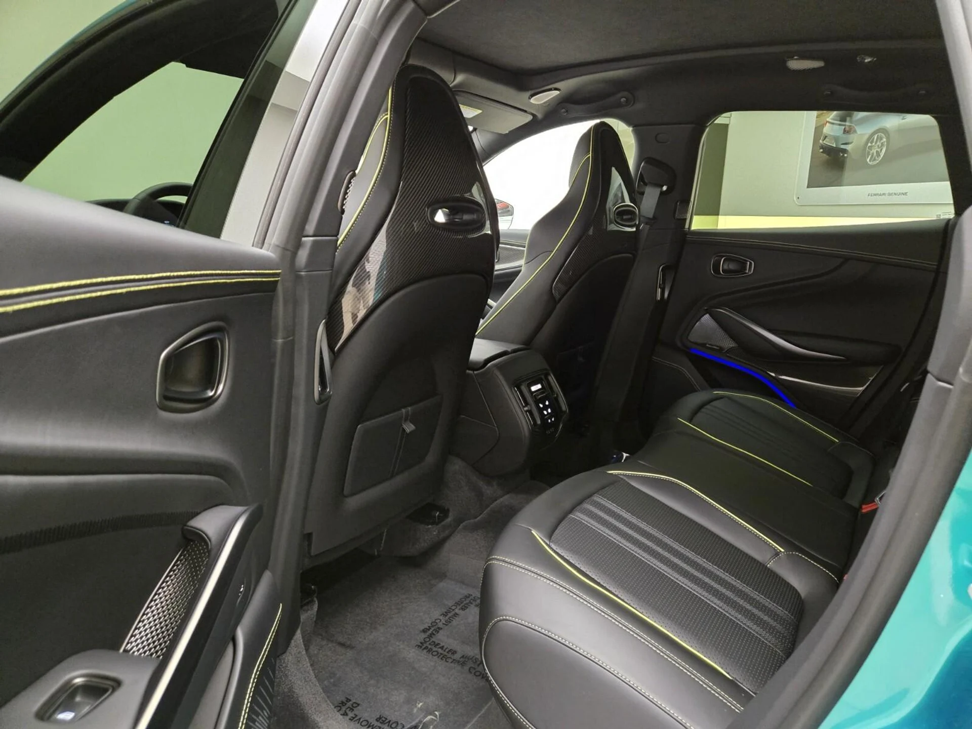 mph018_3925703165_New_2025_Aston_Martin_DBX_707_1753422047_136eb953ac