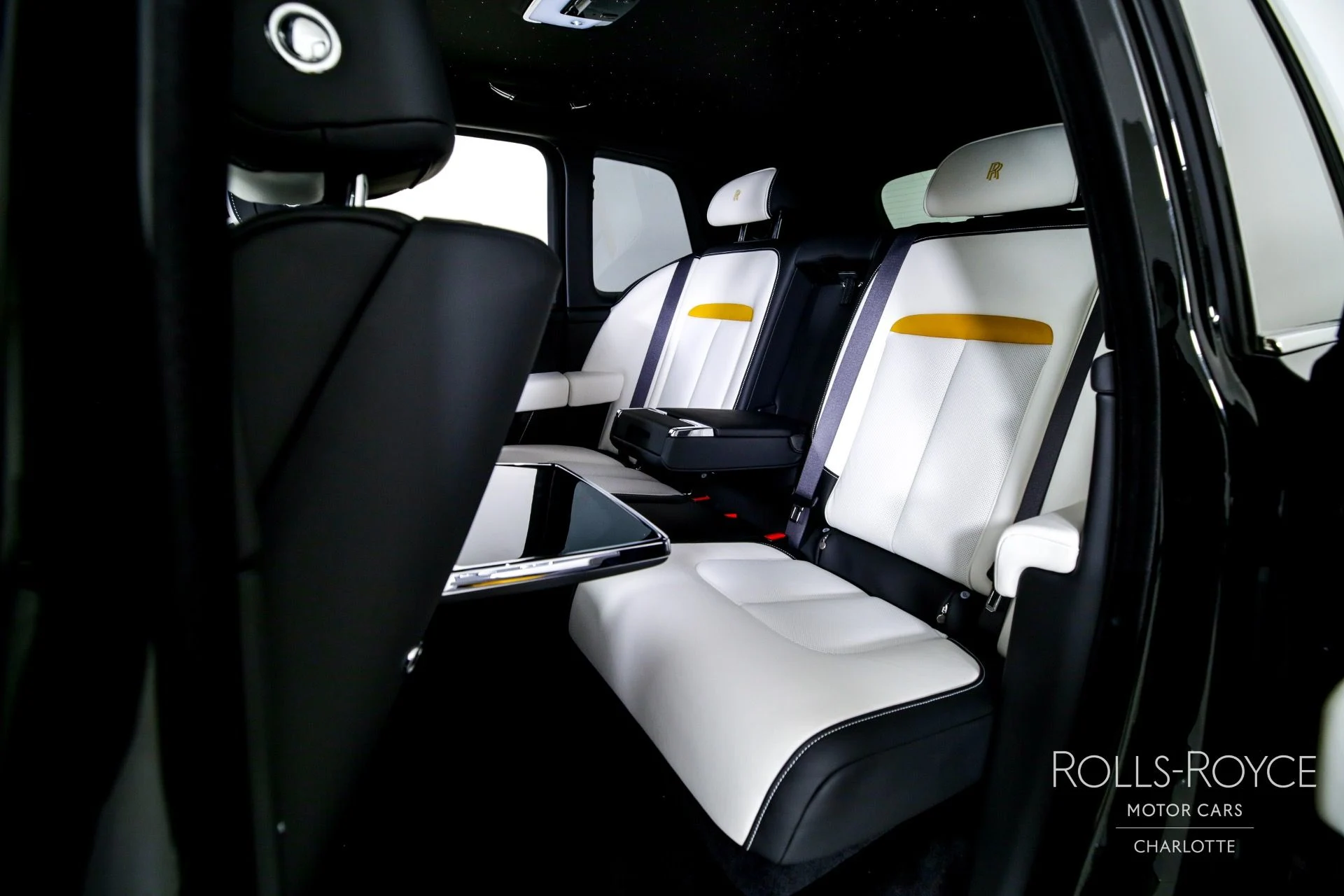 mph018_3926936033_Used_2025_Rolls_Royce_Cullinan_1746196138_2b311d8965