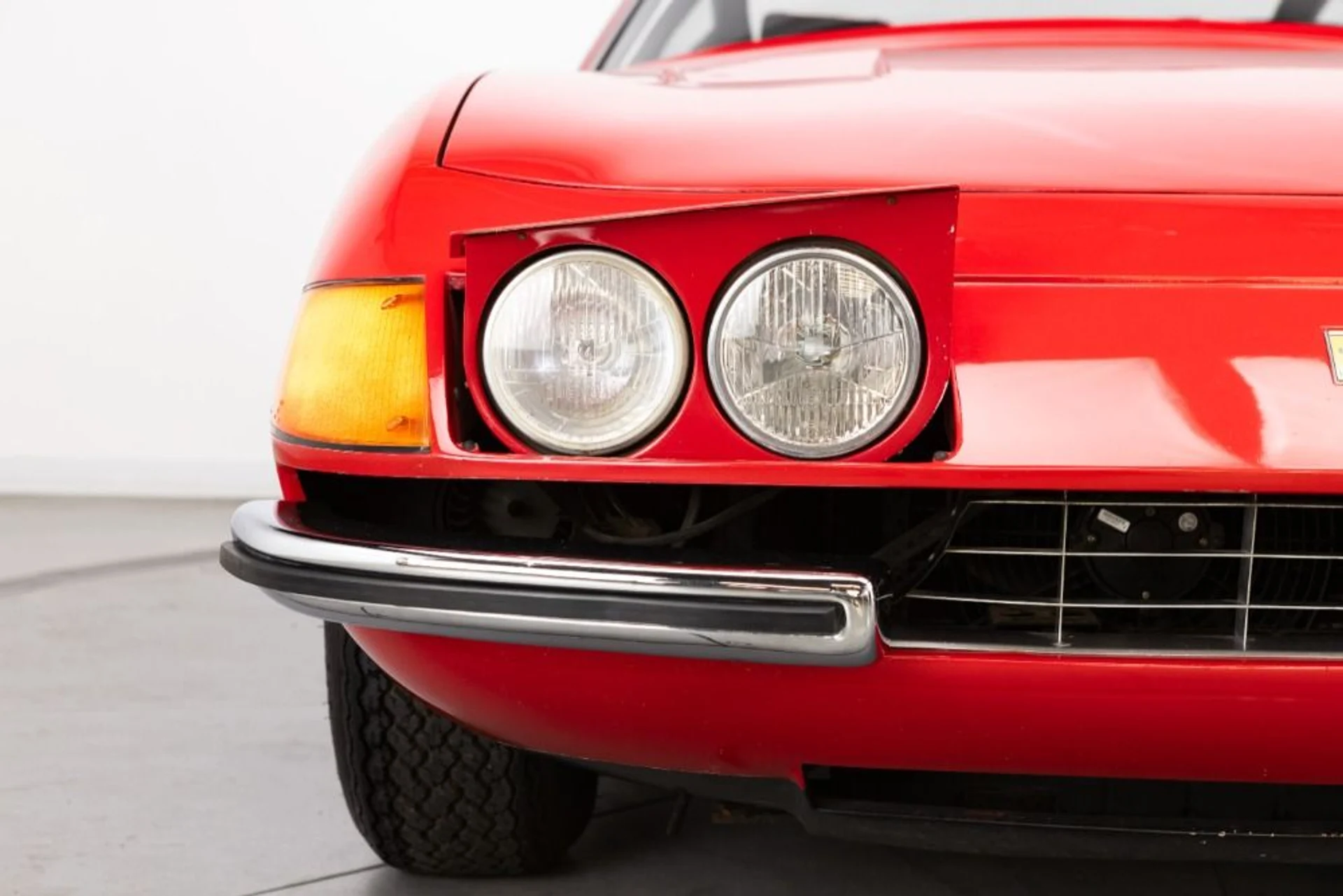 mph018_3934199852_Used_1971_Ferrari_365_GTB_4_0ba294a15a