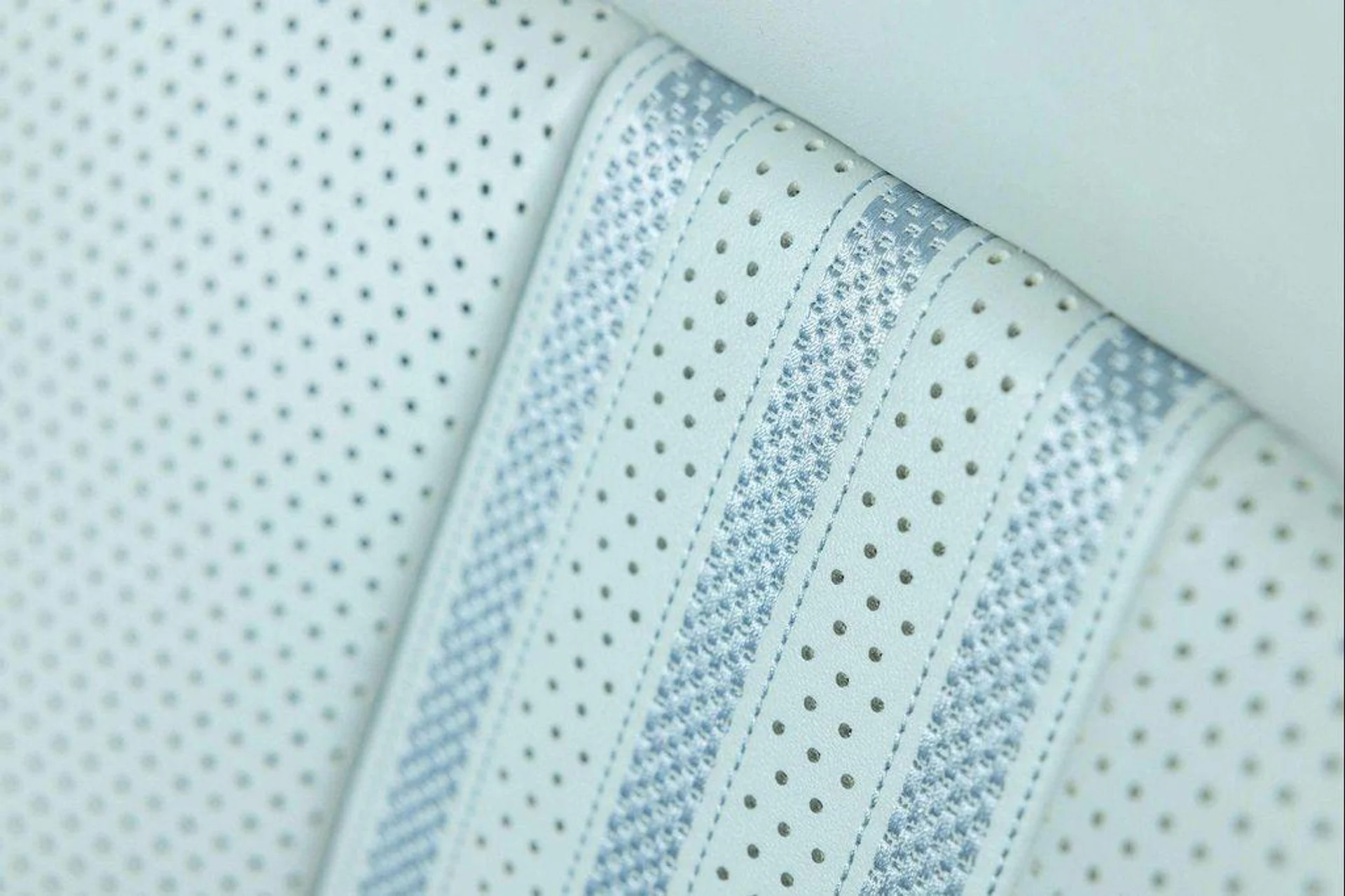 mph018_3942877324_5_V0u_YN_Gk_DSR_5_Gvxp_AM_Zj_N_Eo5_Sk_eadbfd6460