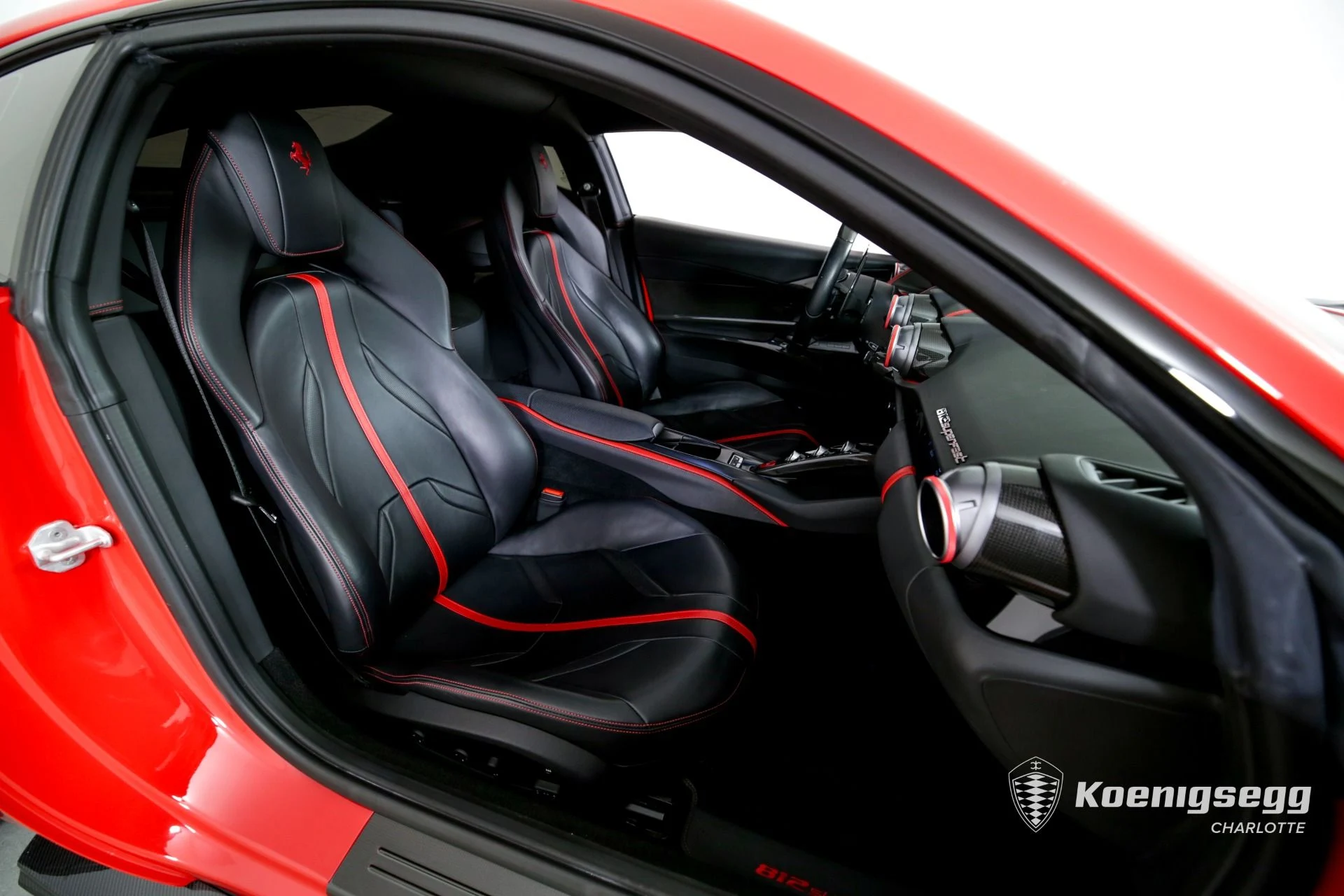 mph018_3945534577_Used_2018_Ferrari_812_Superfast_1711034362_04b39f5486