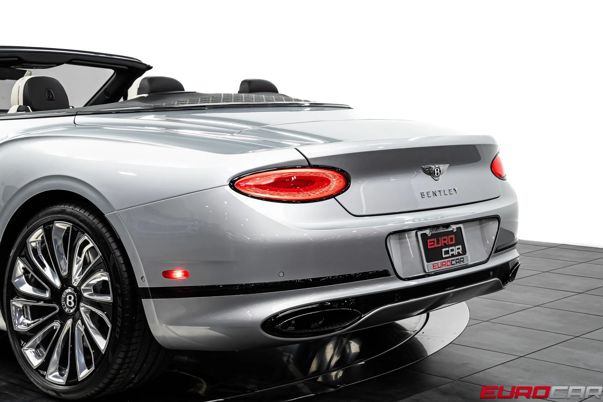 mph018_3949546140_37de659e_d823_4c15_8589_821e5b90d4b7_9adbc57688