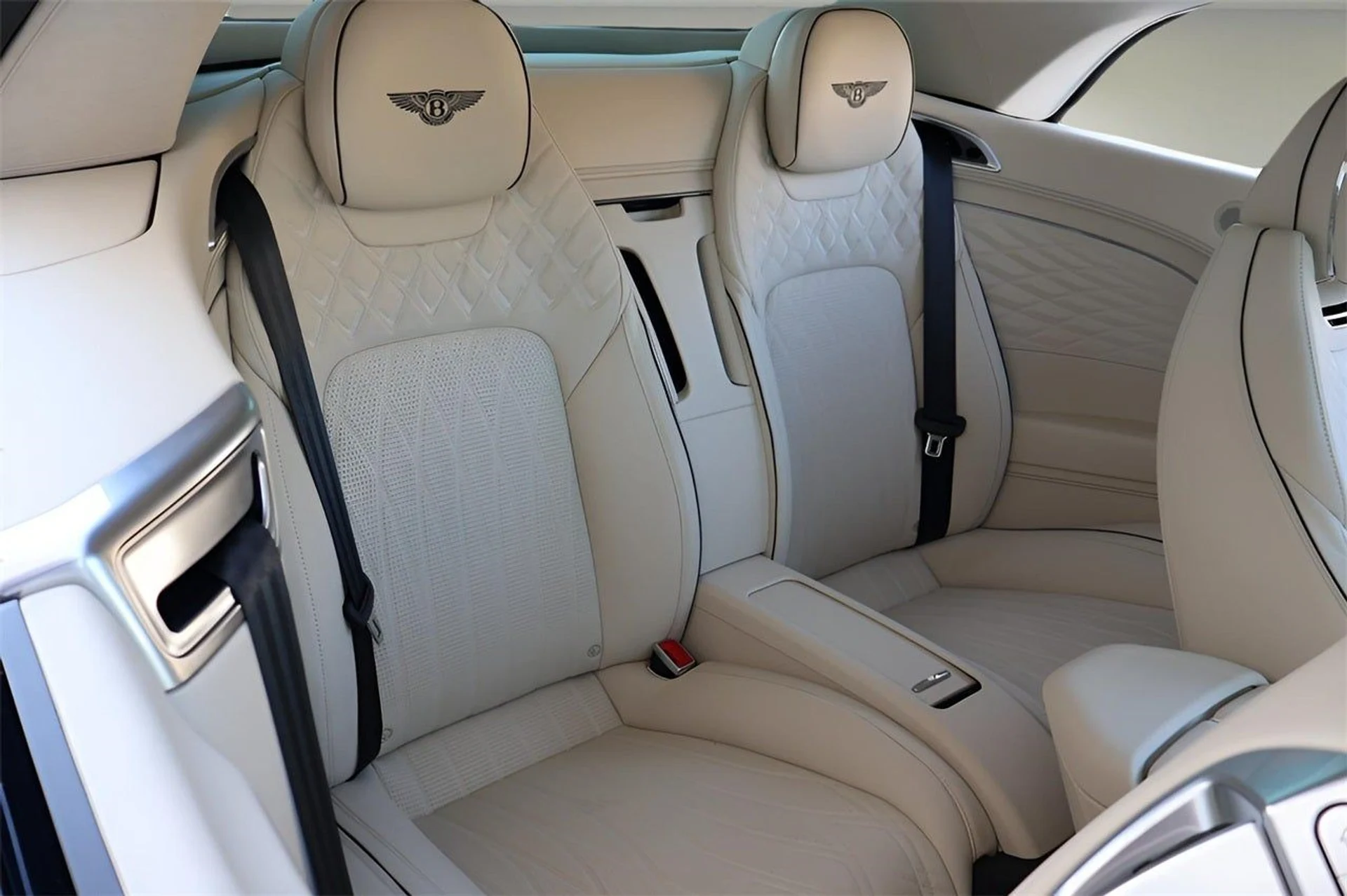 mph018_395389792_19_f5f2c38c4a