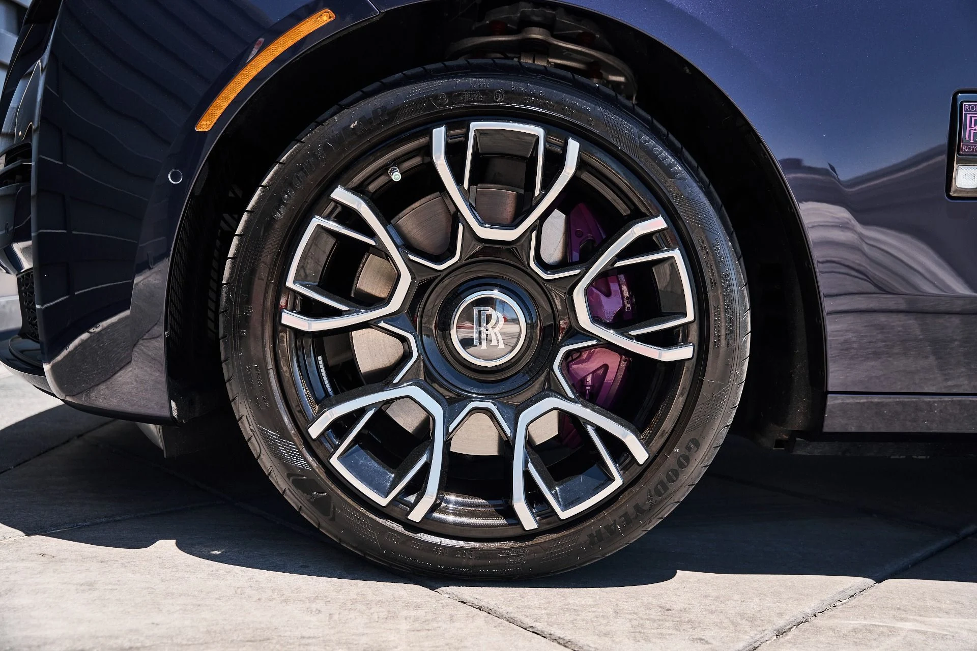 mph018_3965954525_Used_2024_Rolls_Royce_Ghost_Base_1781131221_08b4b66054