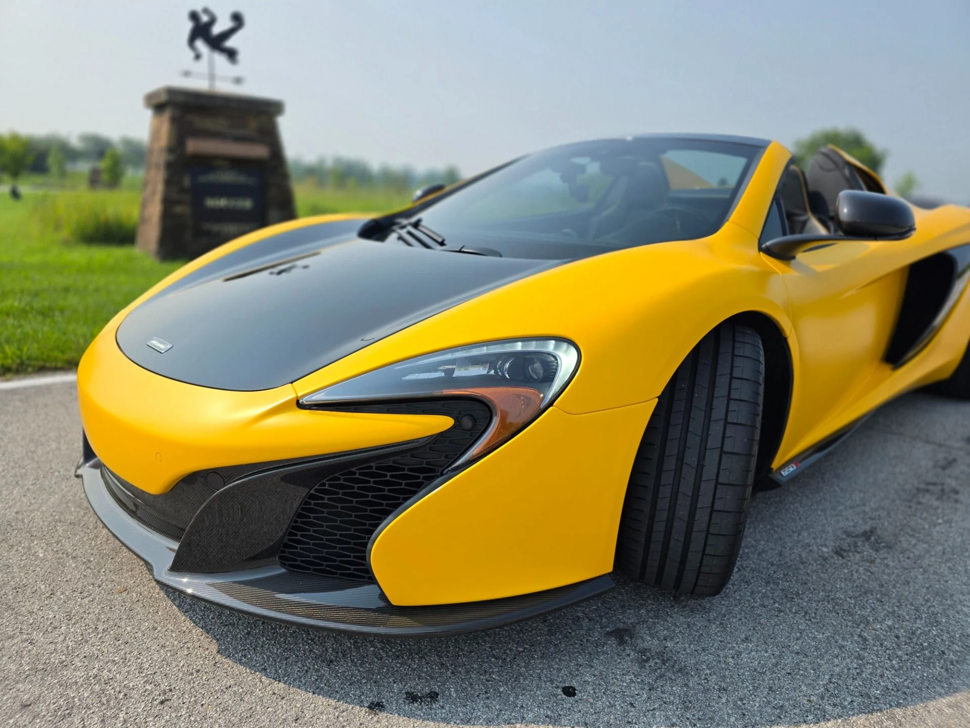 mph018_3974180309_Used_2015_Mc_Laren_650_S_Spider_1754412764_1643b7bd4b