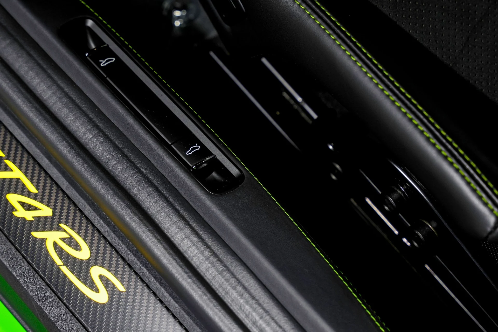 mph018_3974200167_cde1bbebf30293f33b60fce2d8d45fe5x_88de85c110