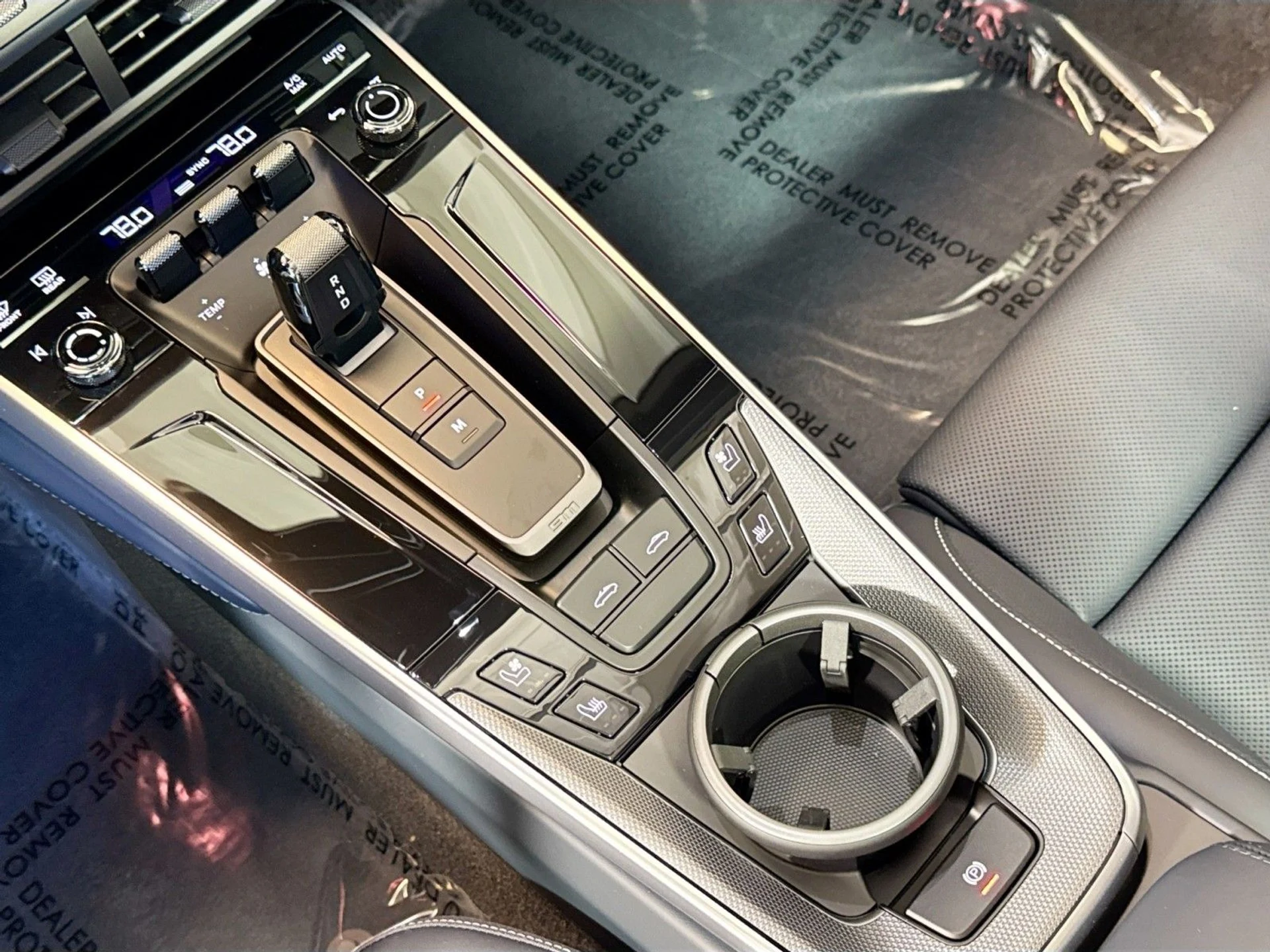 mph018_3976893814_46e4b5ce2f870bdce1248dd913c49983_589e762e6b