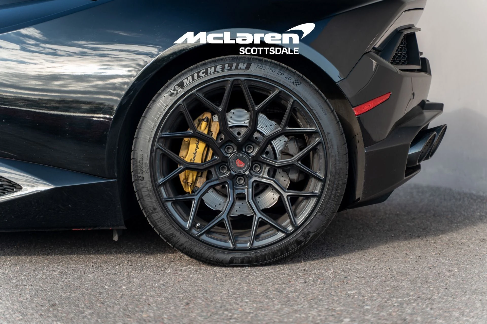 mph018_3980158167_Used_2019_LAMBORGHINI_HURACAN_LP_580_2_Spyder_1765056710_b5ea9522b1