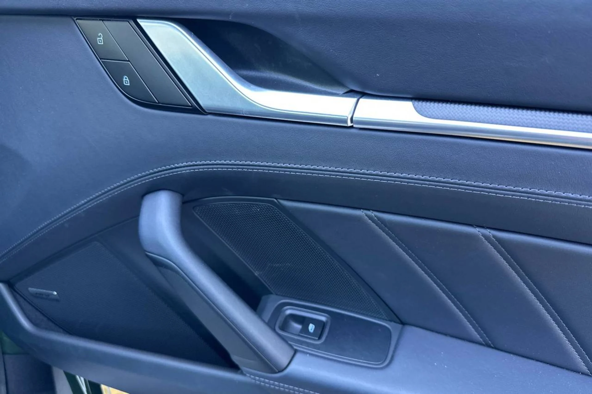 mph018_3983764303_1280_c6881a6072