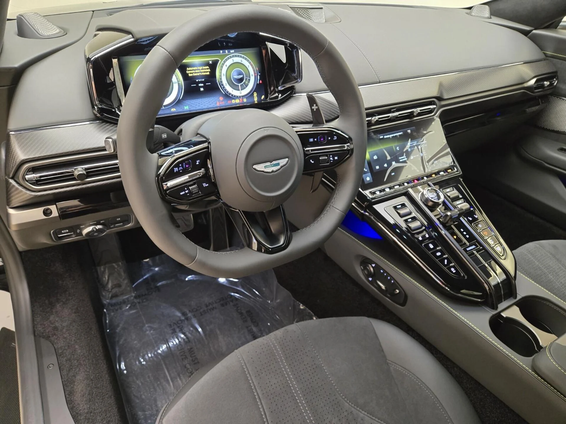 mph018_3983987876_New_2025_Aston_Martin_Vantage_1753161528_7b286e2bde