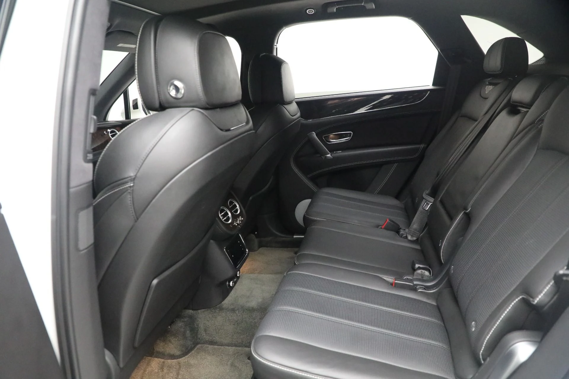 mph018_3990801727_Used_2018_Bentley_Bentayga_Activity_Edition_f8e7ef5f27