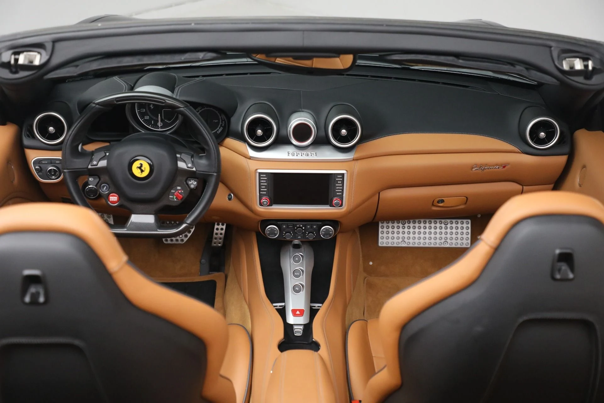 mph018_3991129678_Used_2017_Ferrari_California_T_1688060415_1af5f995fc