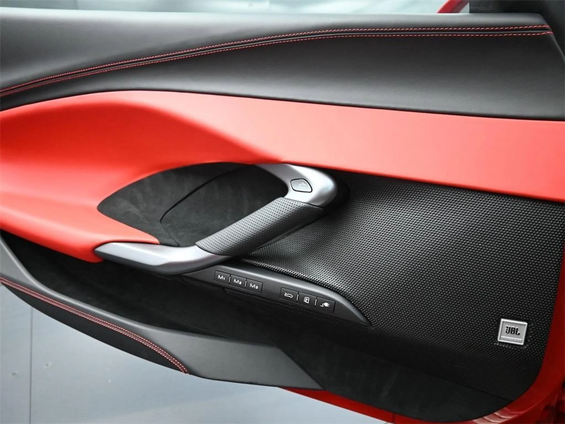 mph018_3993187604_Wwc5_Uv_F_Zi30p_PT_Qm_Wf_Wel31_W5w_ebd313be90