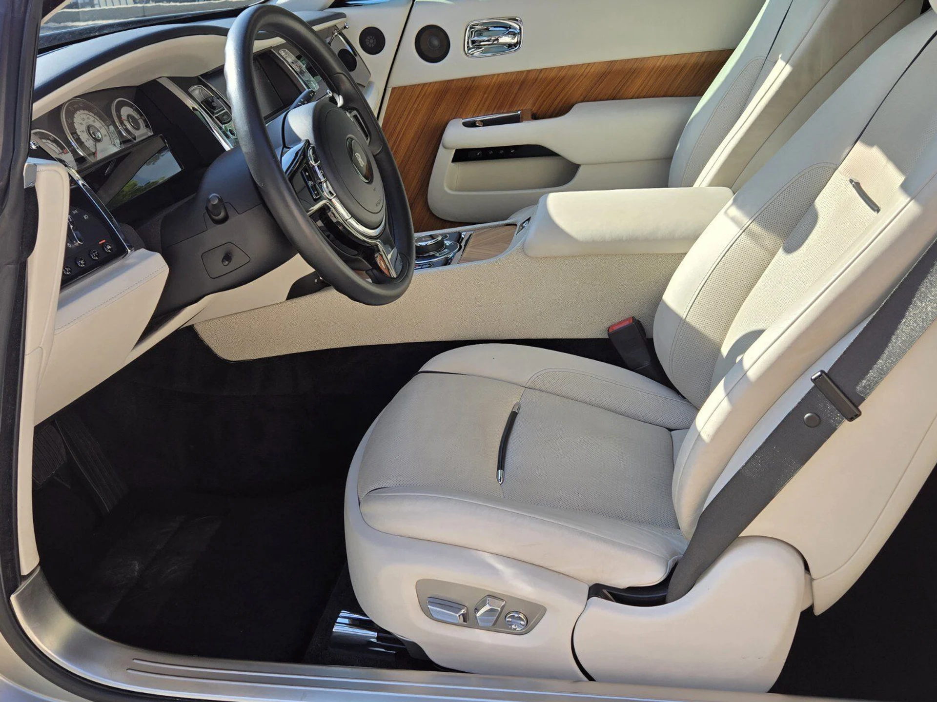 mph018_3997321409_25501a2935e8274b8f62ec356914525bx_7e4dbc022d