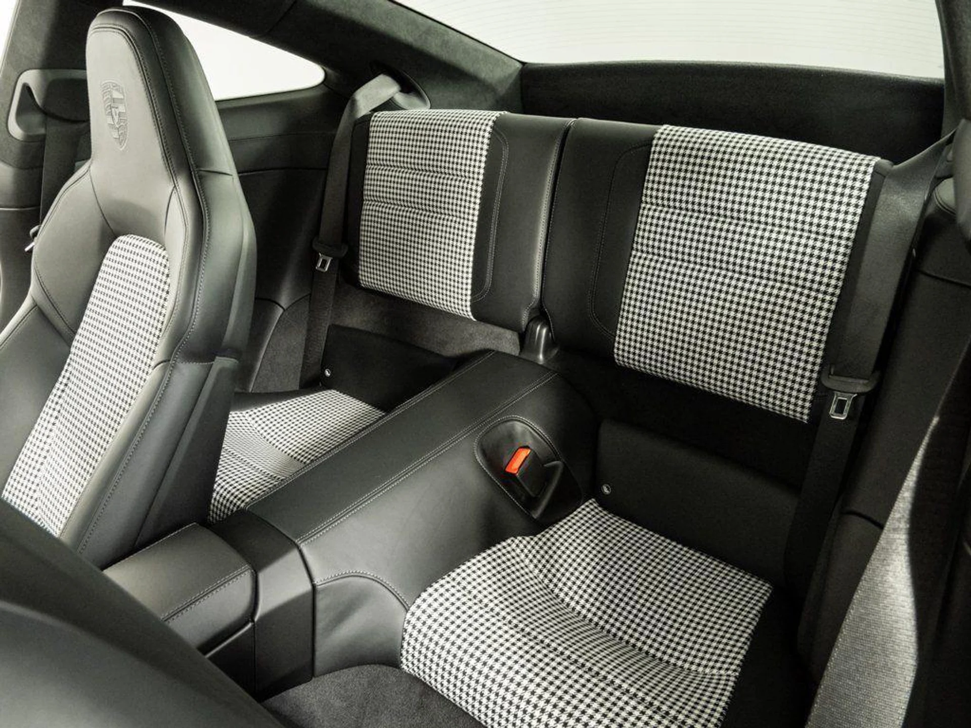 mph018_3998988897_3w_O_Qrb_EEY_97ic_S_Qz_S6o_O_Czrjws_A_aa20974434