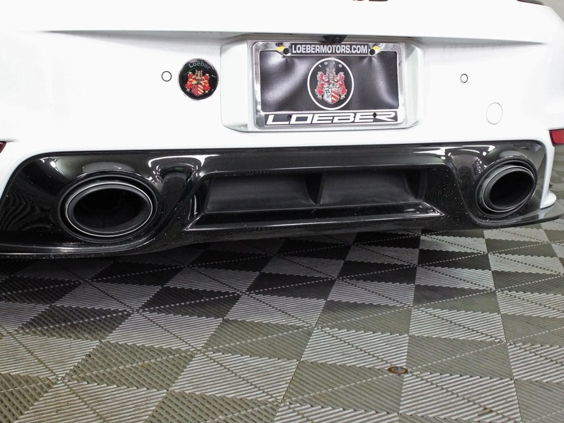 mph018_4000938474_19_f419137448