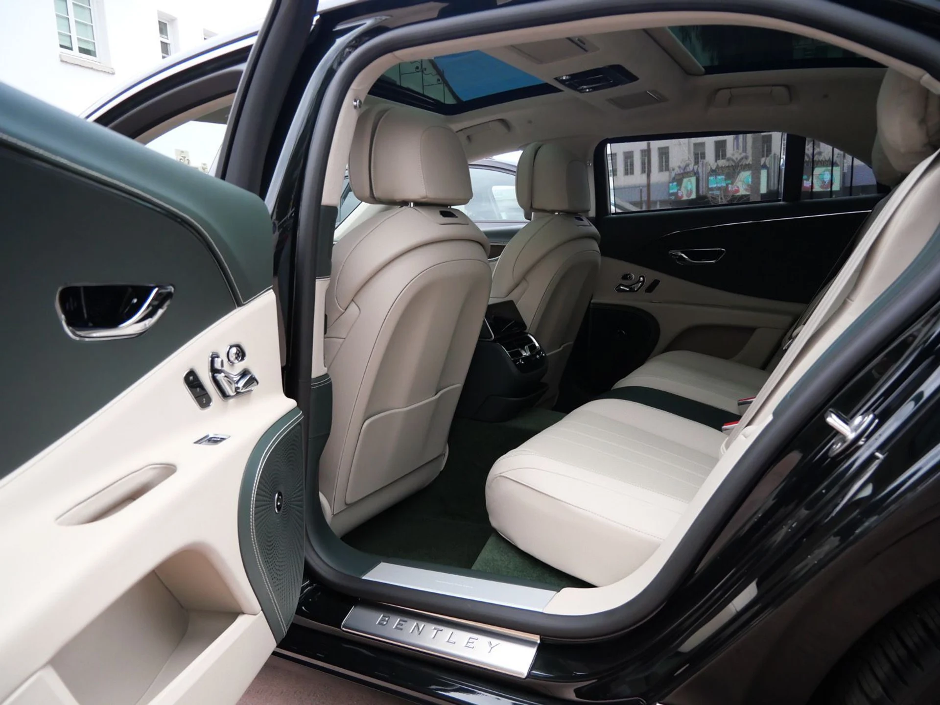 mph018_4001699928_f74655dd82c07d43230342ba0a613553x_05d1fce4ae