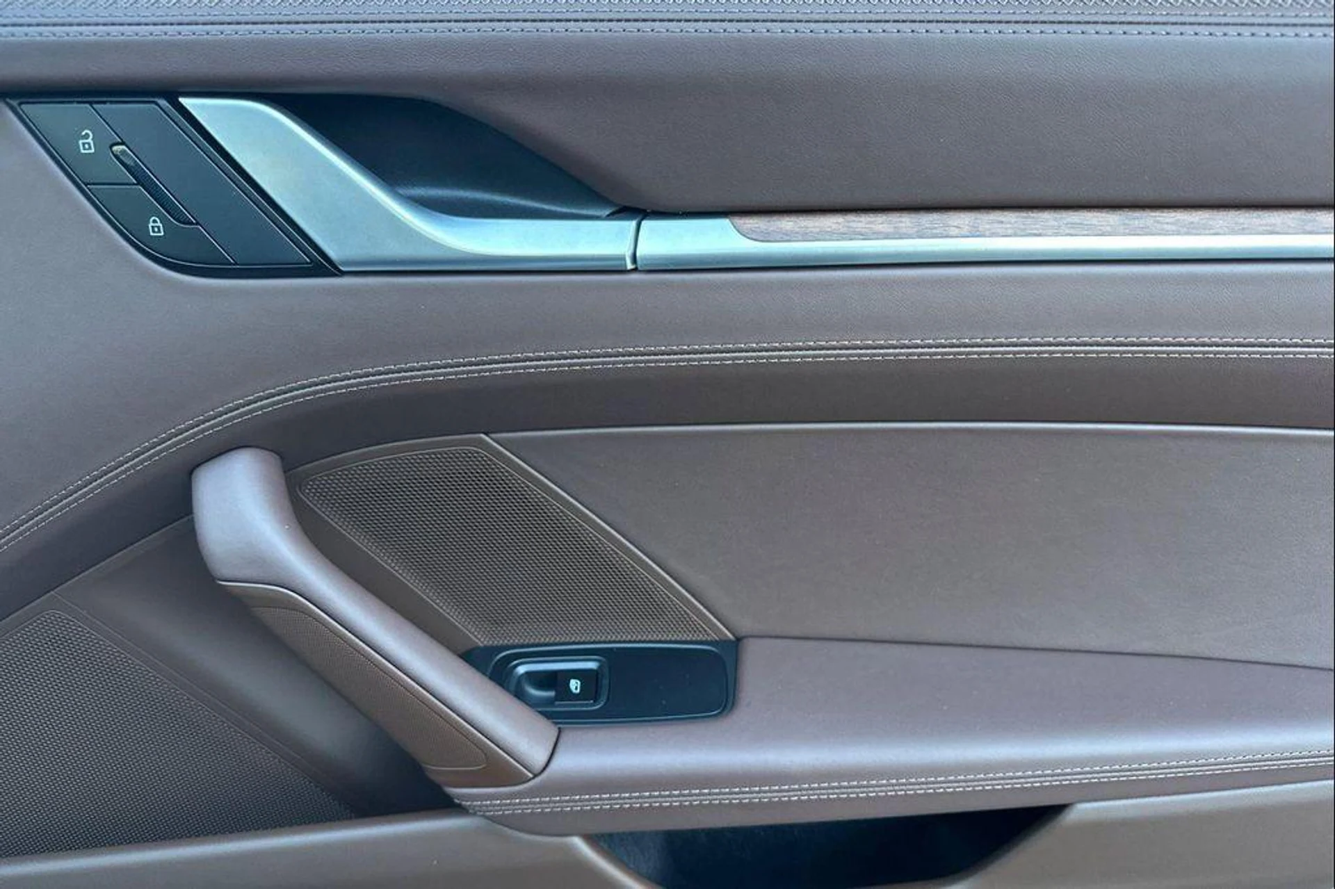 mph018_4004343480_8_F_Hoo_Evd_H_If_XS_6v_YEI_2_Dmc_XY_5a0fbd3829