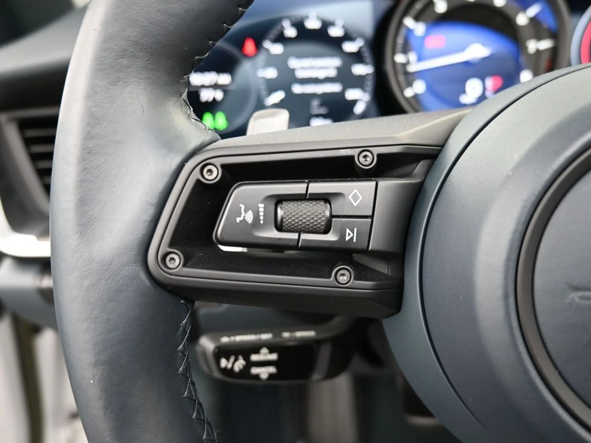 mph018_4004836556_8a40762ef9f5139c0a0dee7e22504691_e8c0d3f4cf