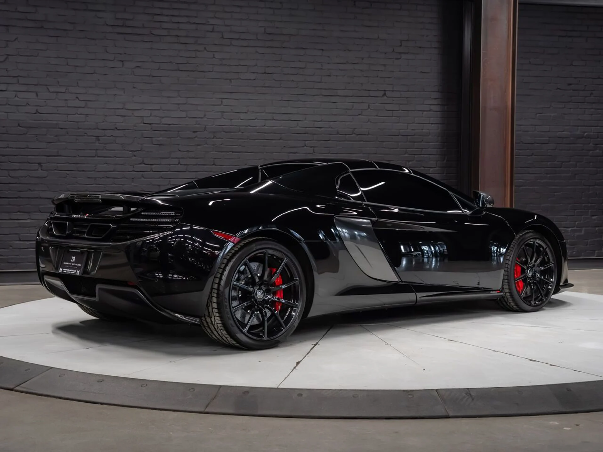 mph018_400802684_mclaren_650s_2015_91cda3e850