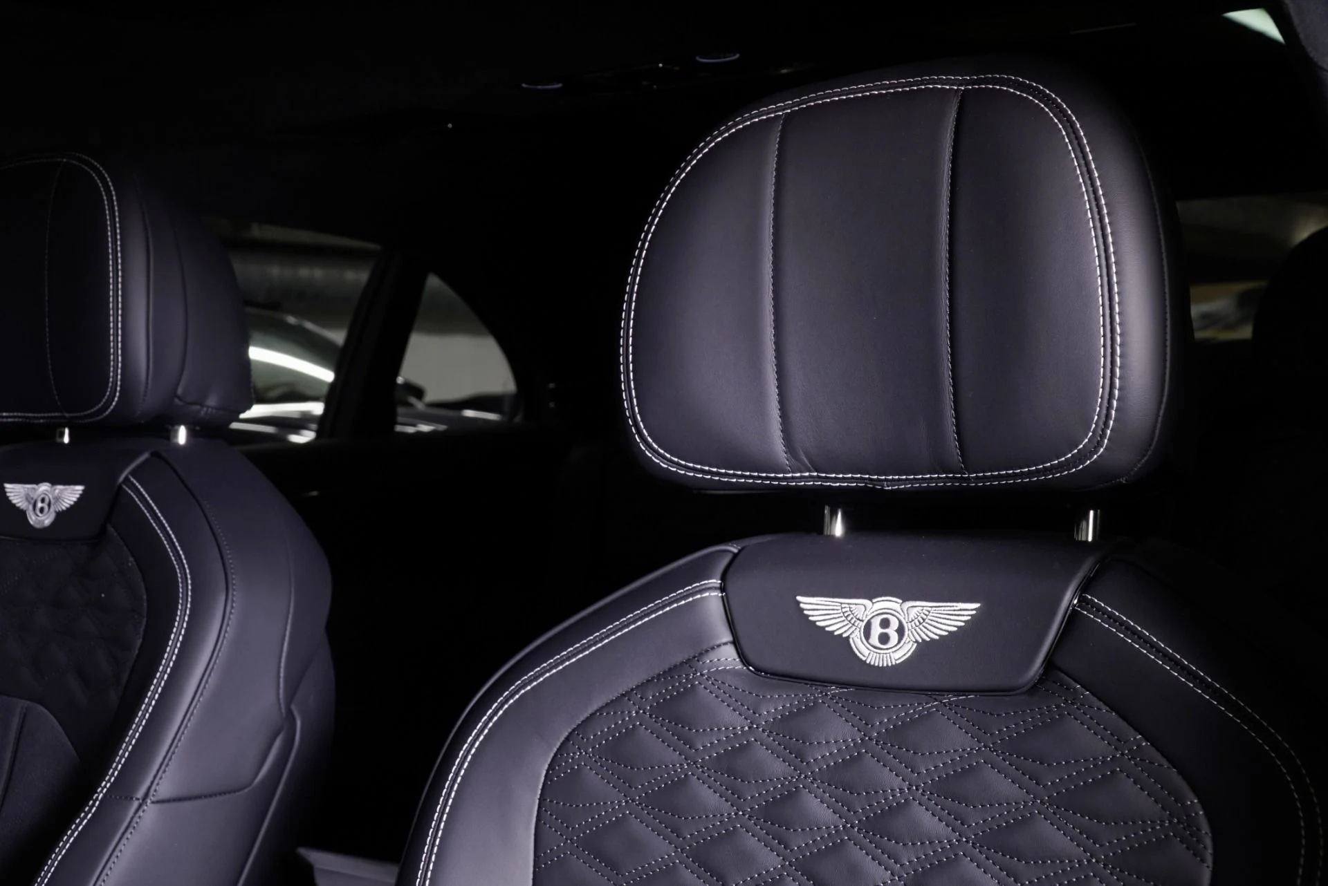 mph018_4008404705_New_2026_Bentley_Flying_Spur_Speed_1762586392_a67f38701c