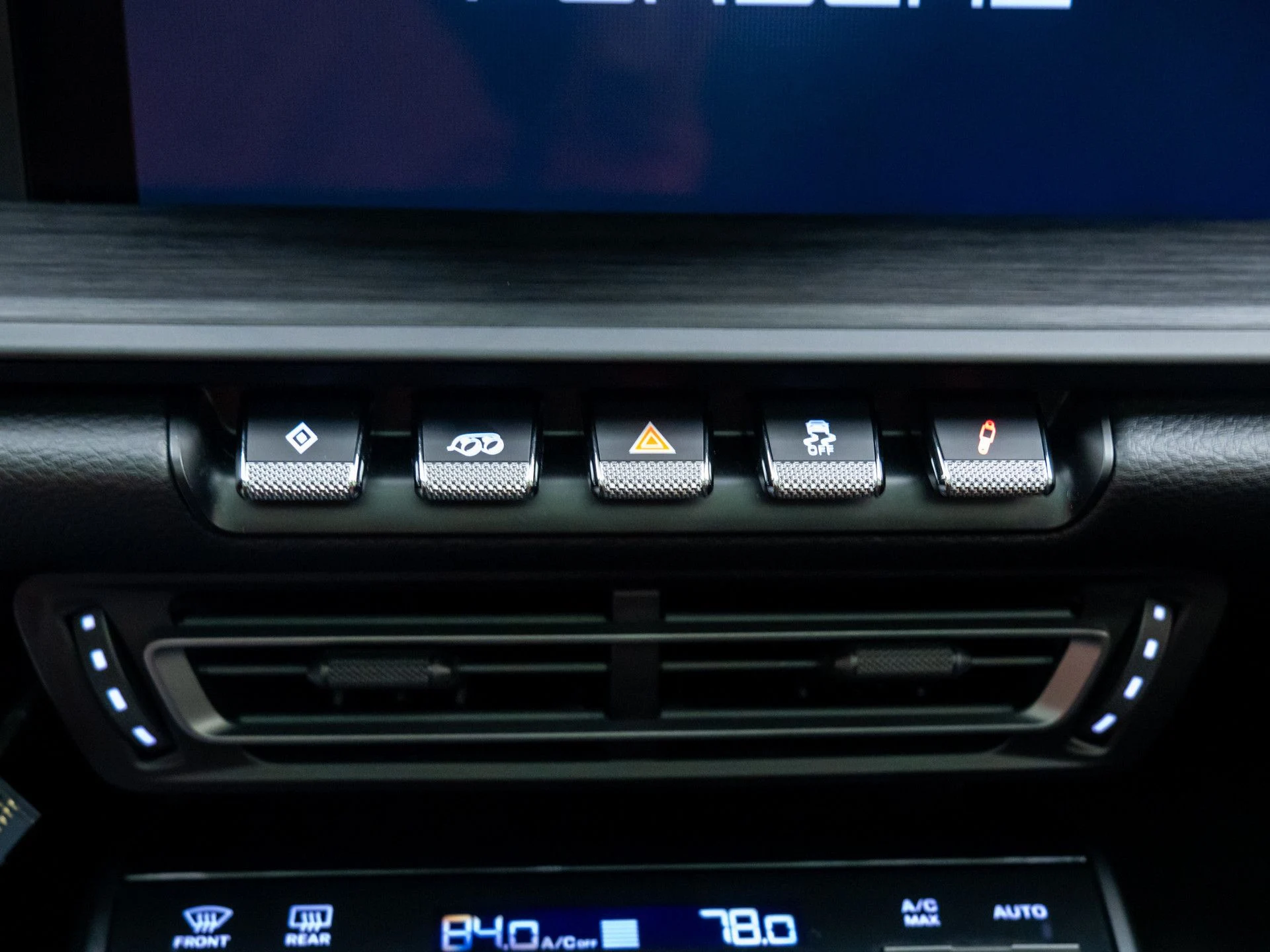 mph018_4010597570_dcca95c7af7e7867240075555302ae4fx_50afce9303