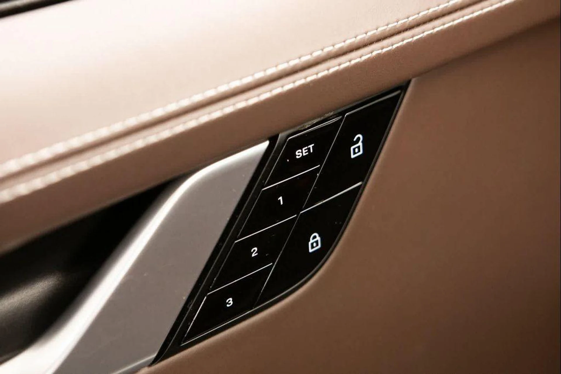 mph018_401243422_4_Qa_O0s_K_Qc_Xi_Y_ca_b_B94vhqm_BA_0_7a4f90cd53