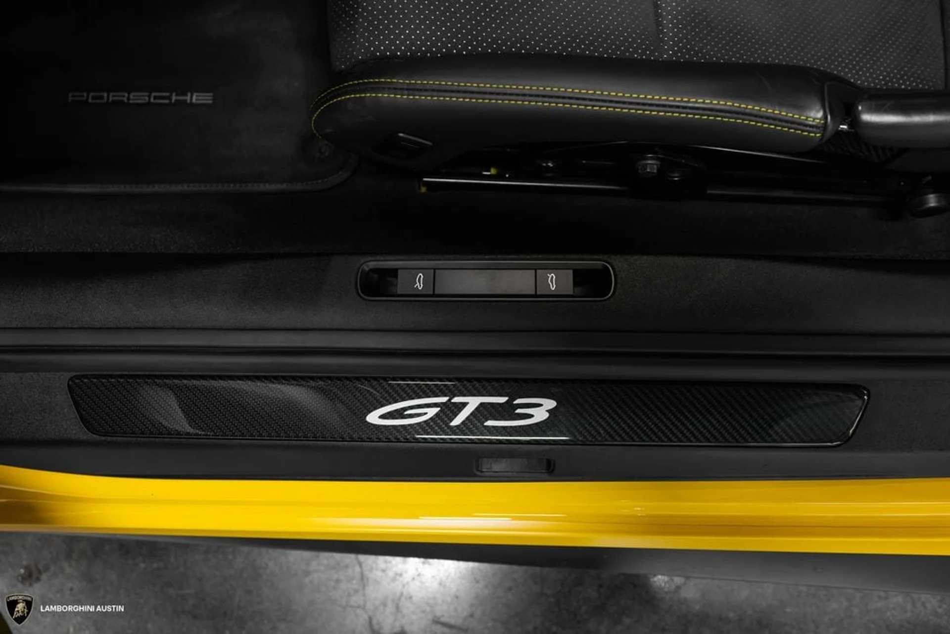 mph018_4015571429_f7e90a7df727fd93264cc8dae4d6b128x_fbd57406d7