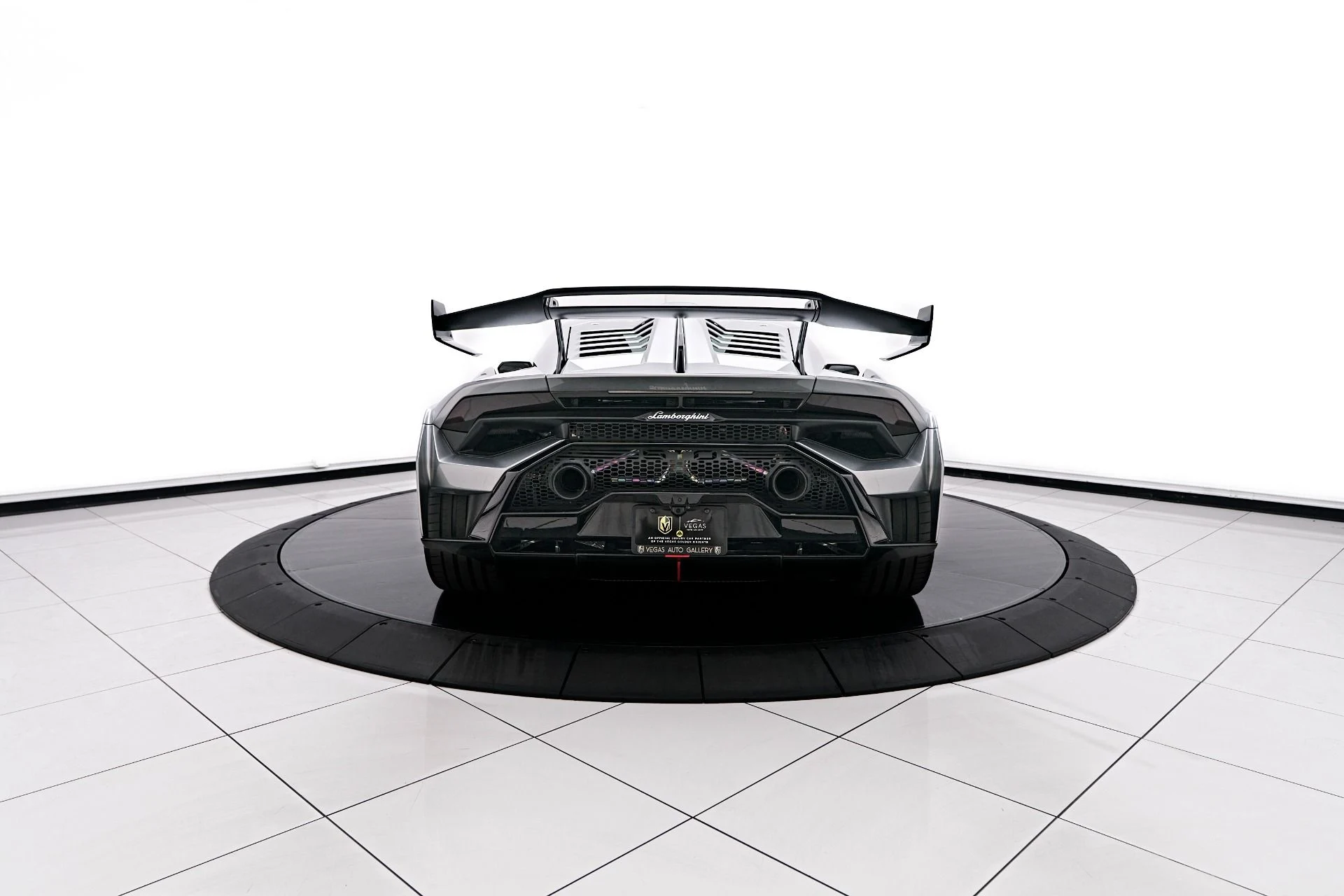 mph018_4016894795_Used_2023_Lamborghini_Huracan_STO_Base_1754673404_6524fd3d81