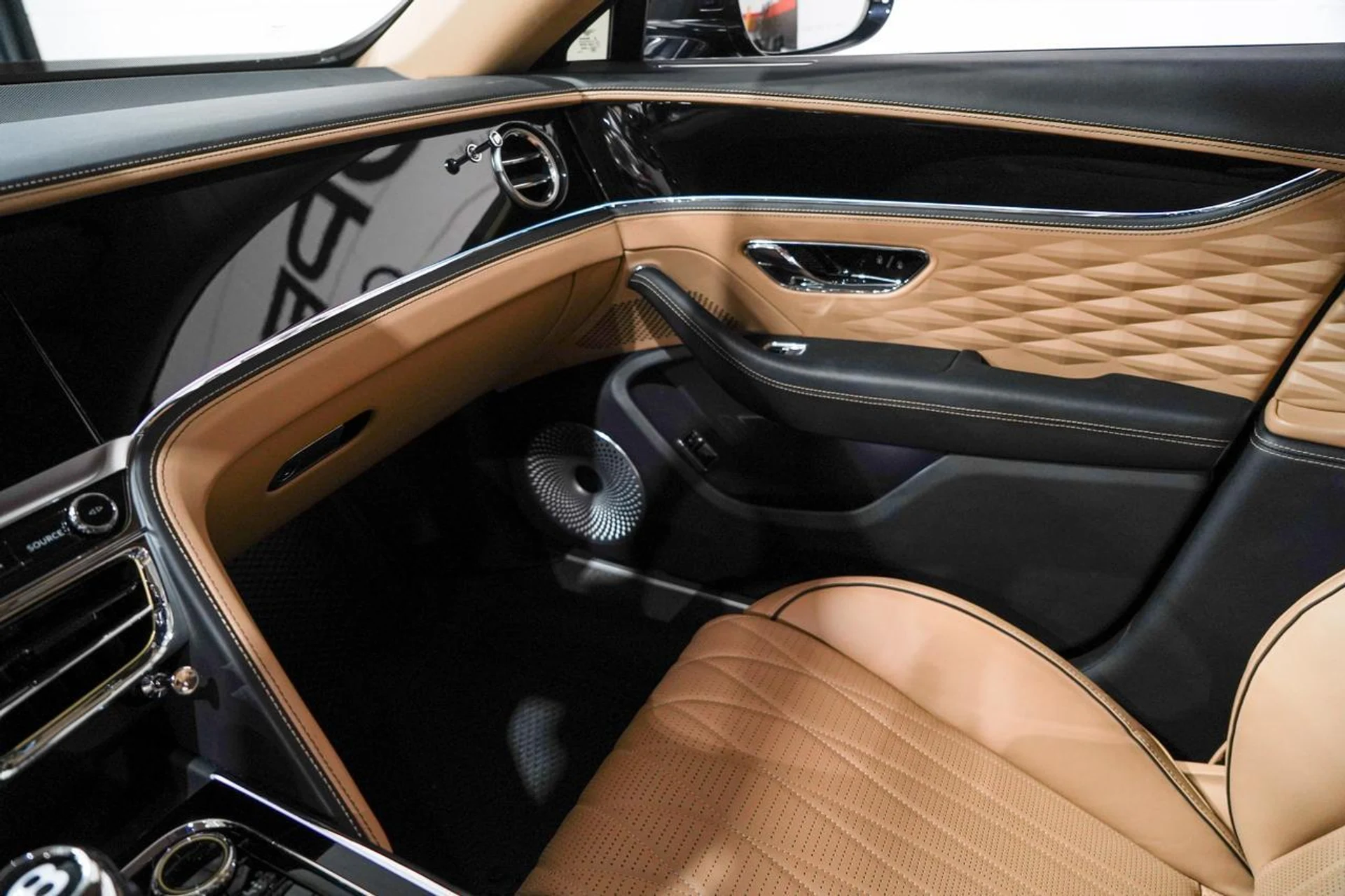 mph018_4017413708_0819b5517c8140002adccd6691542440_e5e14579e3