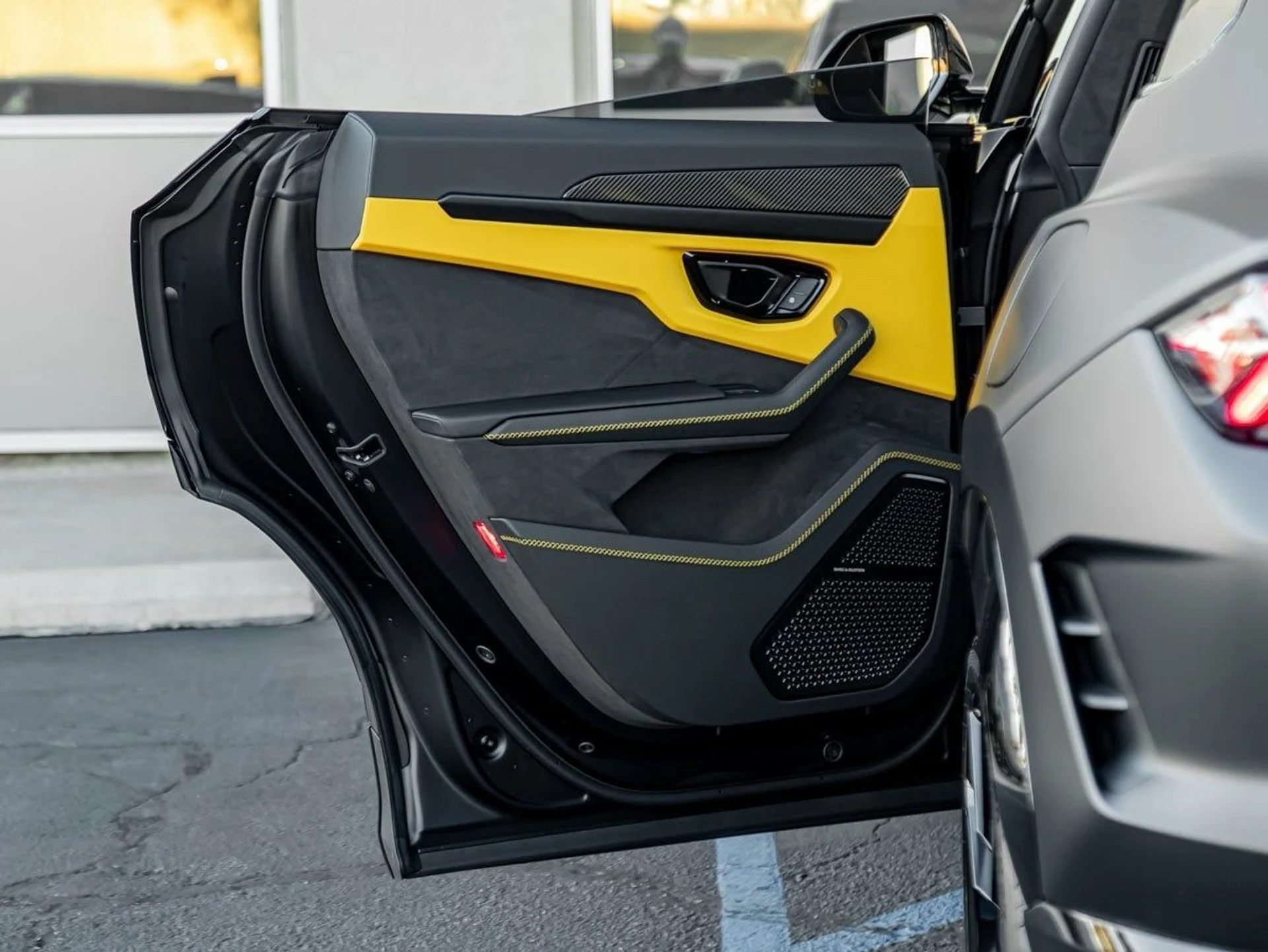 mph018_4018293843_19_02d65bf7e2