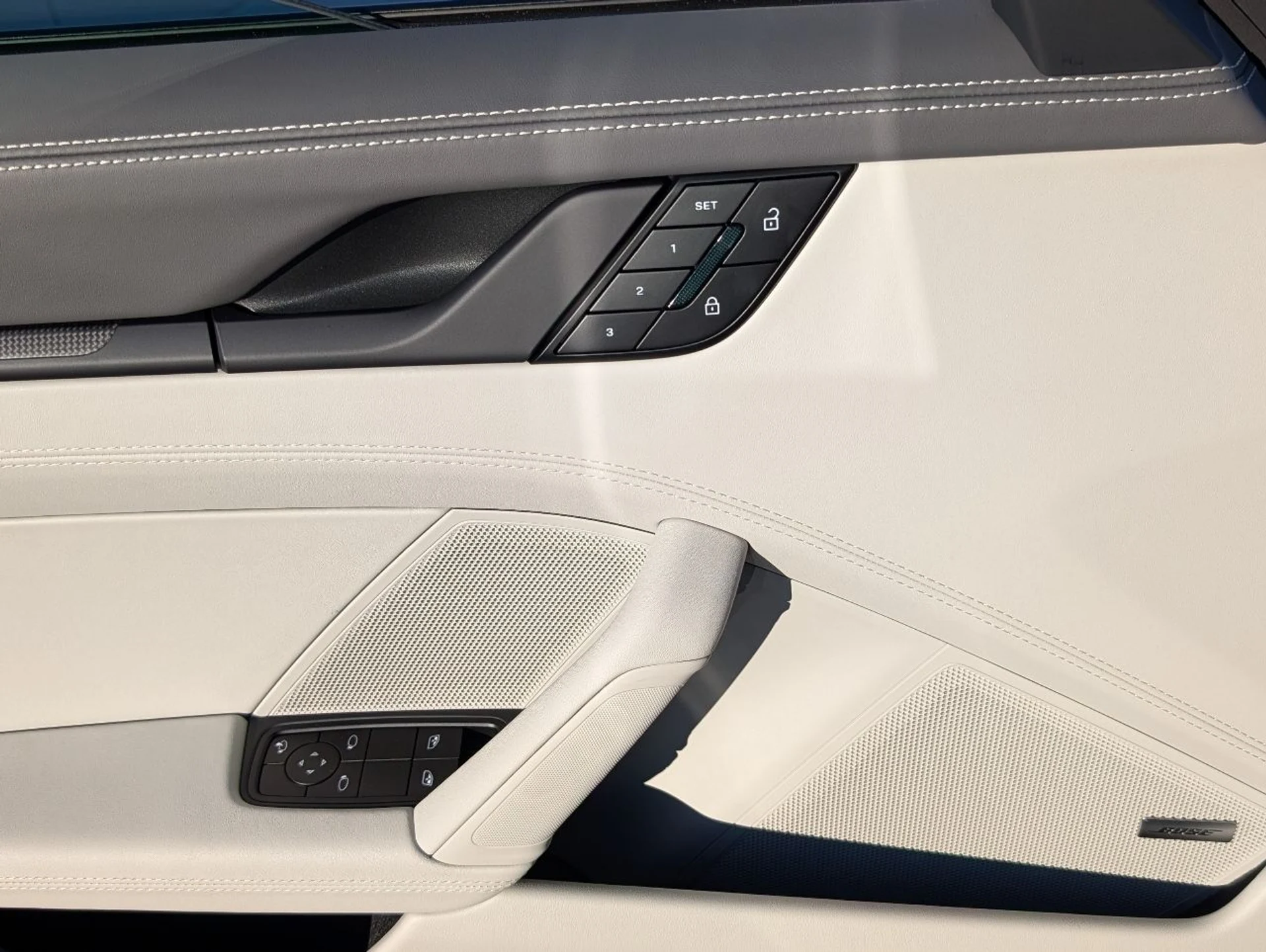 mph018_4021930979_ef6a0cc50ed745afa40a11858f744793_6bd2df2d17