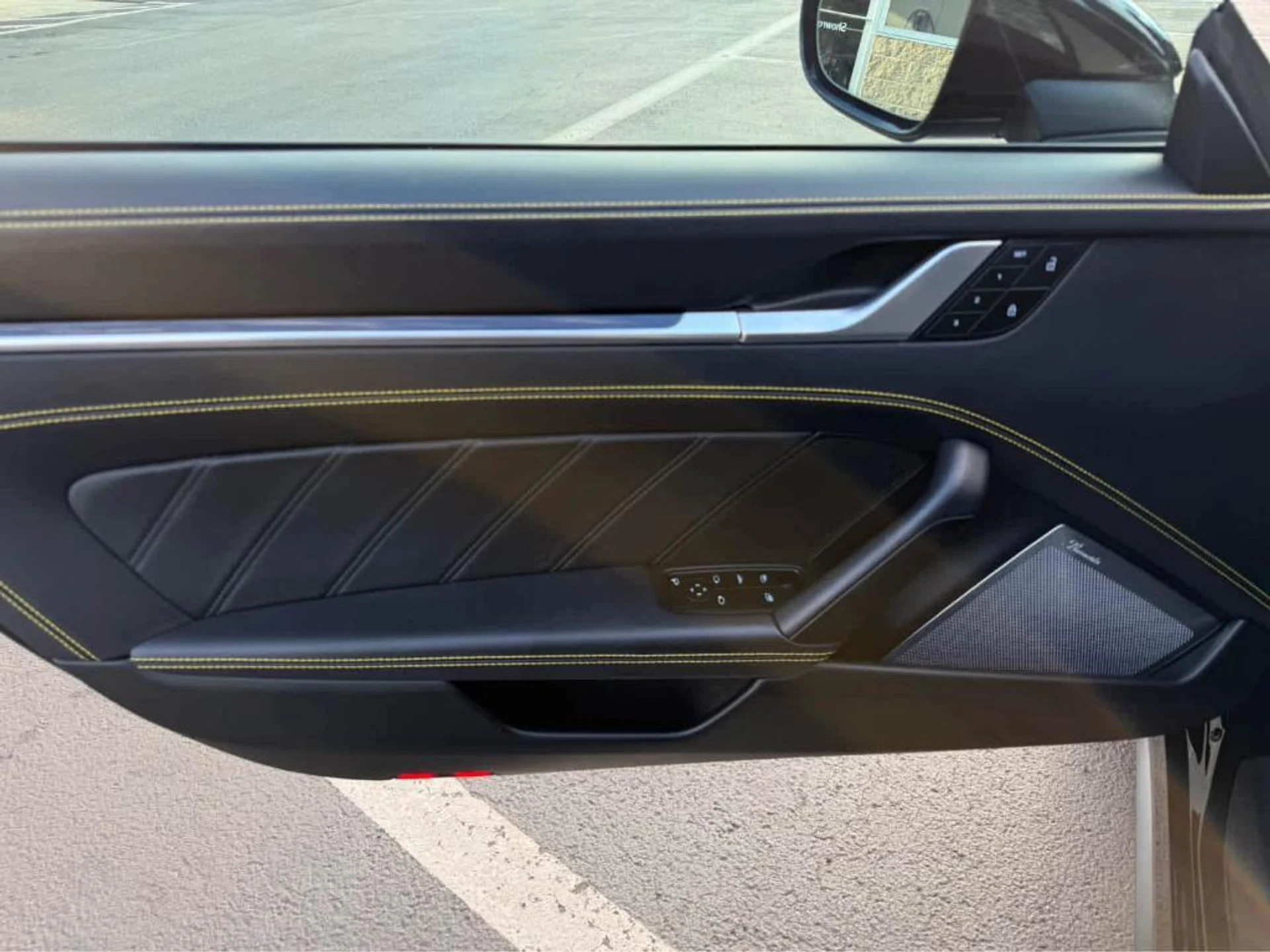 mph018_4029592918_m_DKS_Ox_Xqlo_Lc_I5_hou8eupj_Gf_UE_dc98bf4812