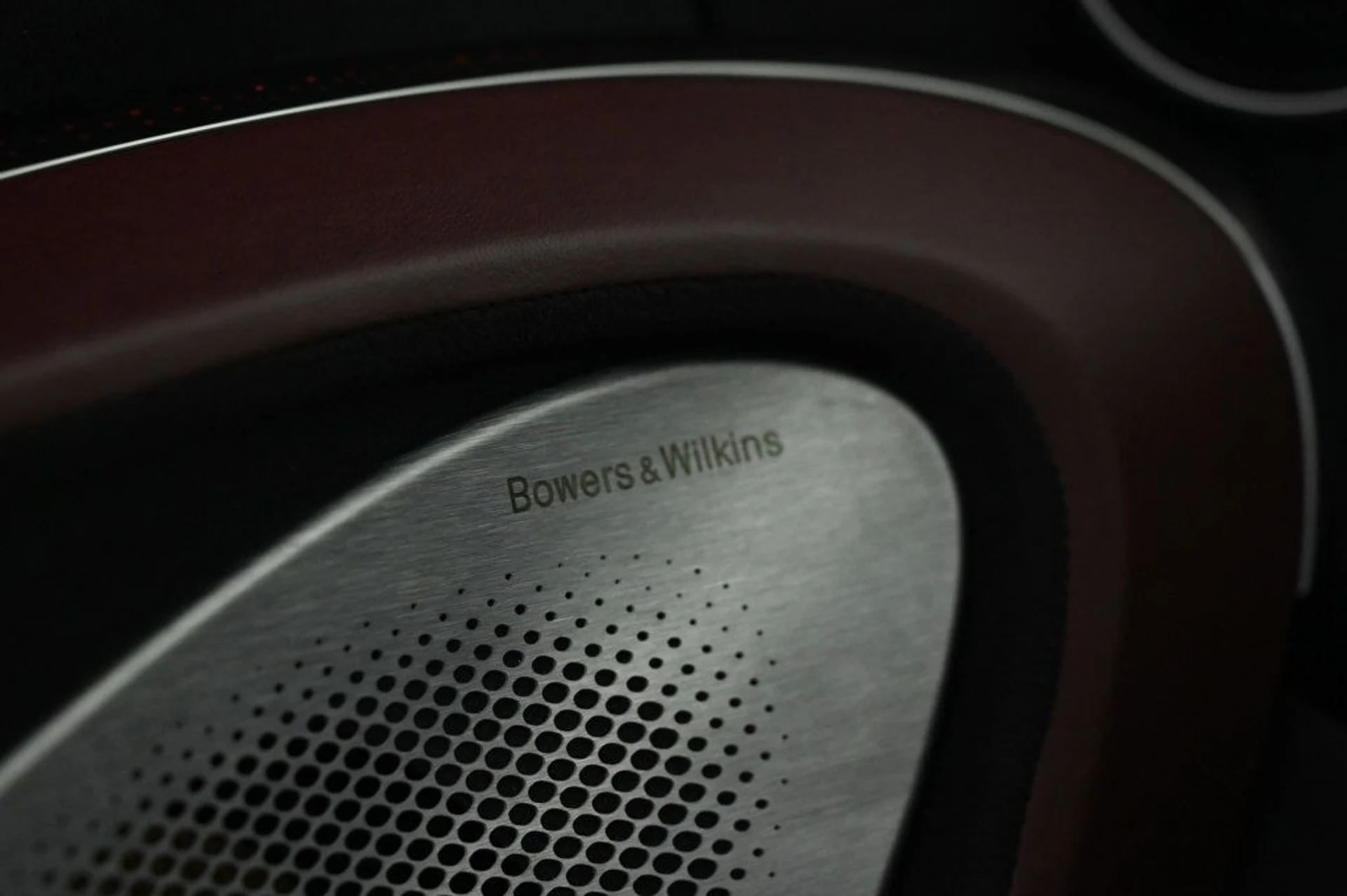 mph018_4037529046_used_2023_mclaren_gt_coupe_11350_22964498_18_1024_37dec907c8