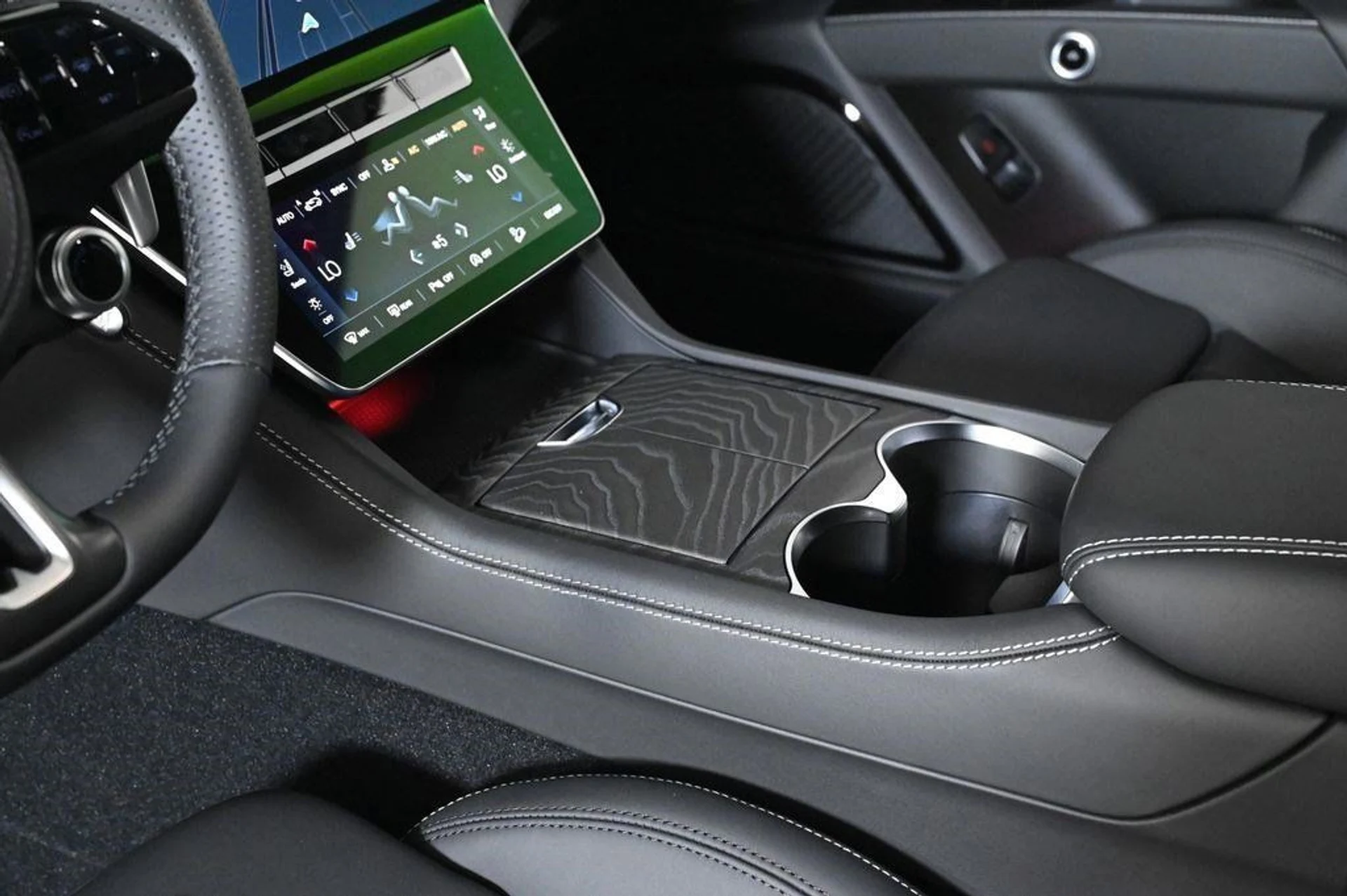 mph018_4038197303_new_2025_maserati_grecale_modenaawd_11350_22975684_18_1024_216275e8f4