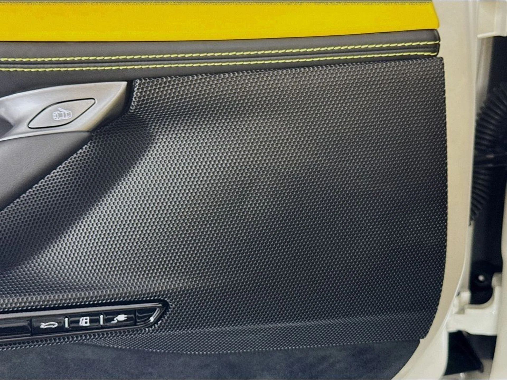 mph018_4038651010_918e2f5e826ebe7561ad1a367f37a789_3d04eeca4e