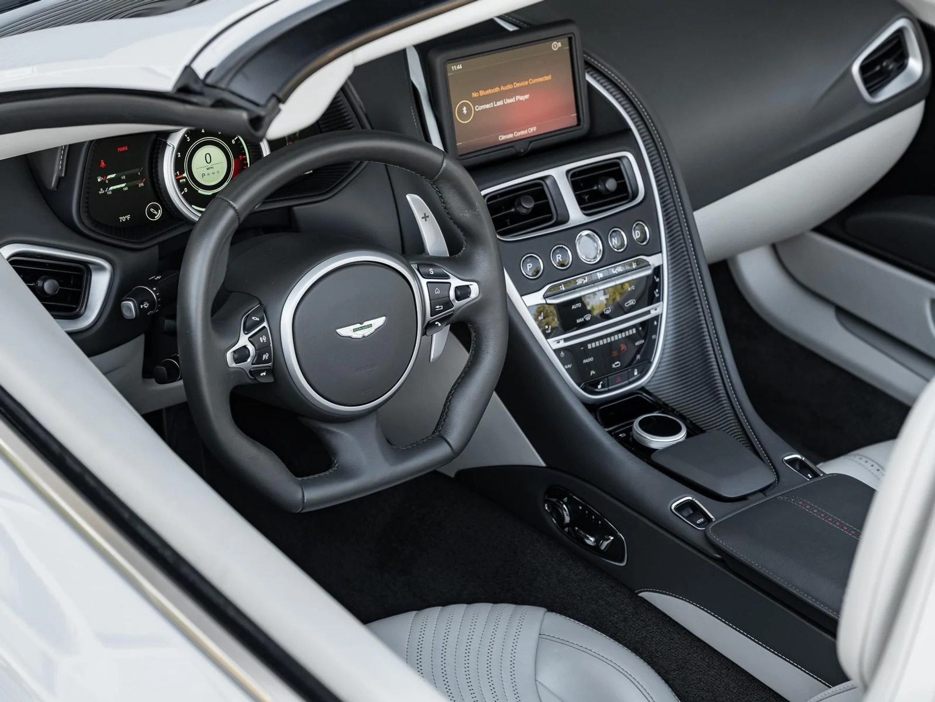 mph018_4040631076_Used_2022_Aston_Martin_DB_11_Volante_1767028103_3266e3da05