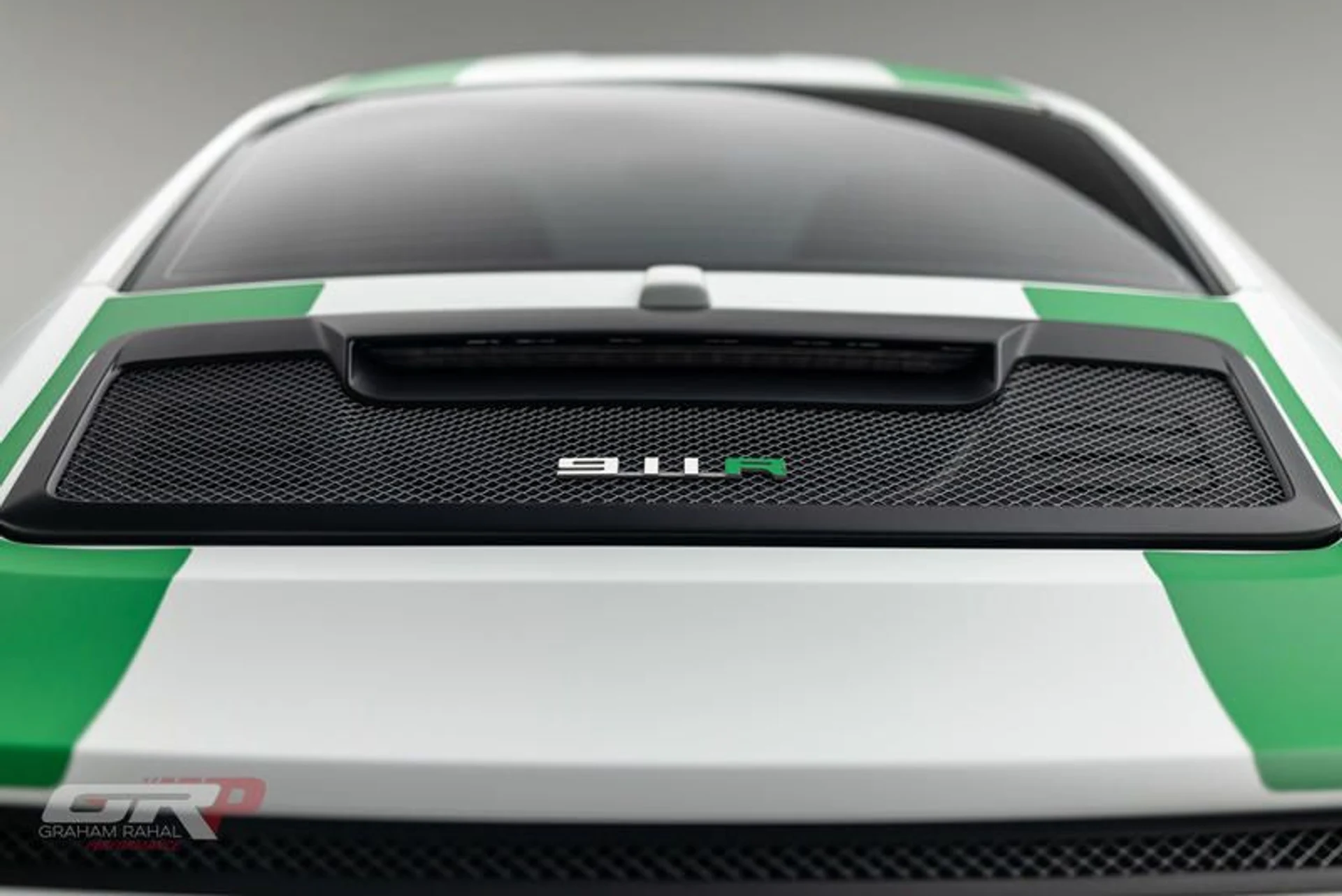 mph018_4041643882_81_E2_A90_F_2_E02_4_DA_3_BD_25_89022_B6_F124_F_81f5454881