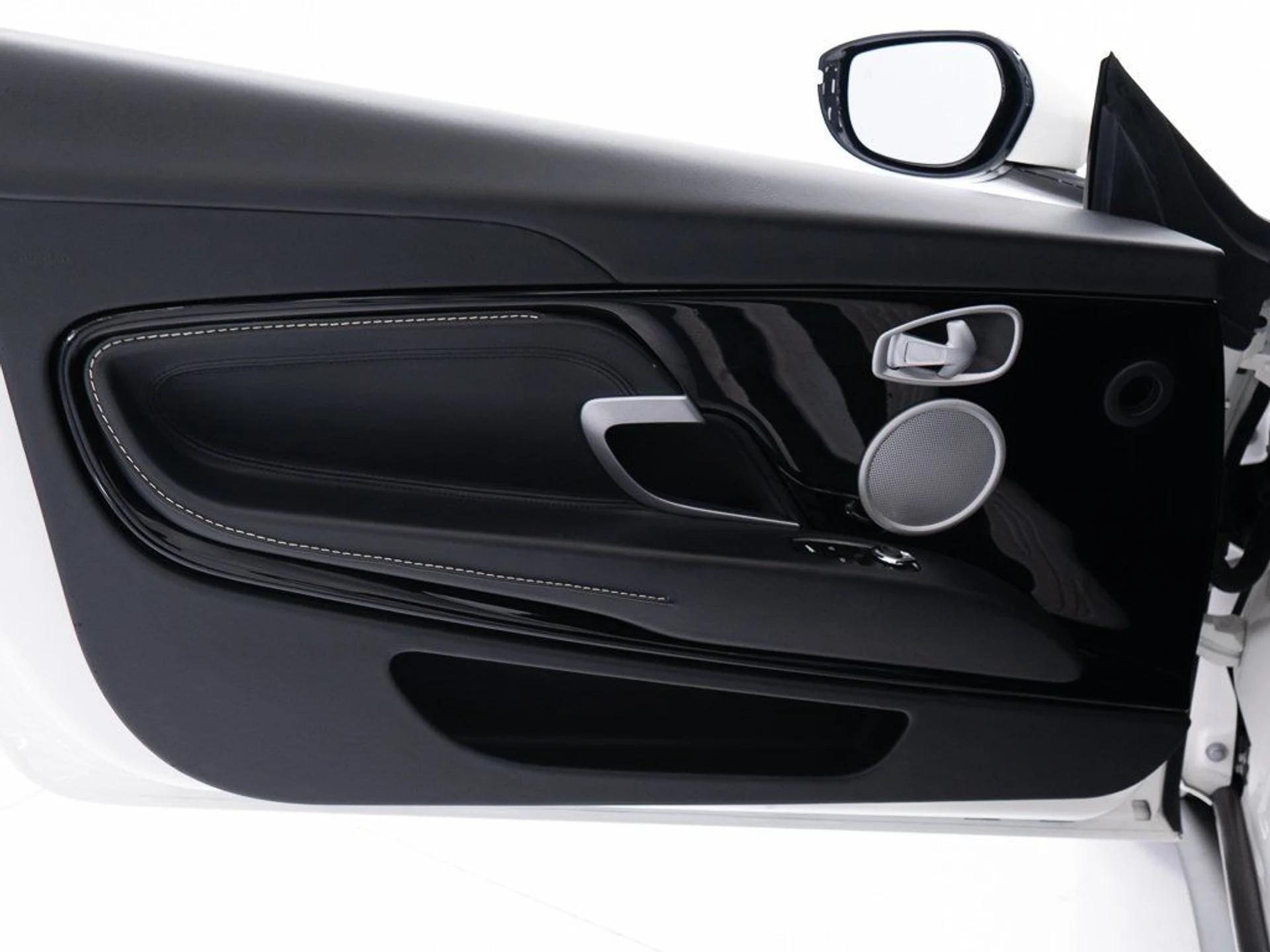 mph018_4042024486_5cff870820bd22510daee43b38e8a133_9ba5b94e6f