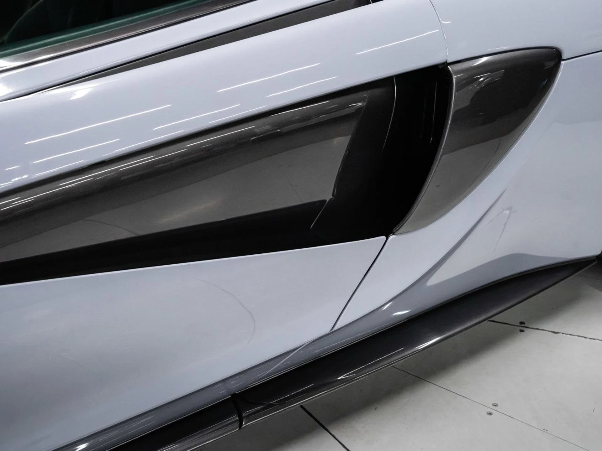 mph018_4042488976_mclaren_570s_2017_80018dde72