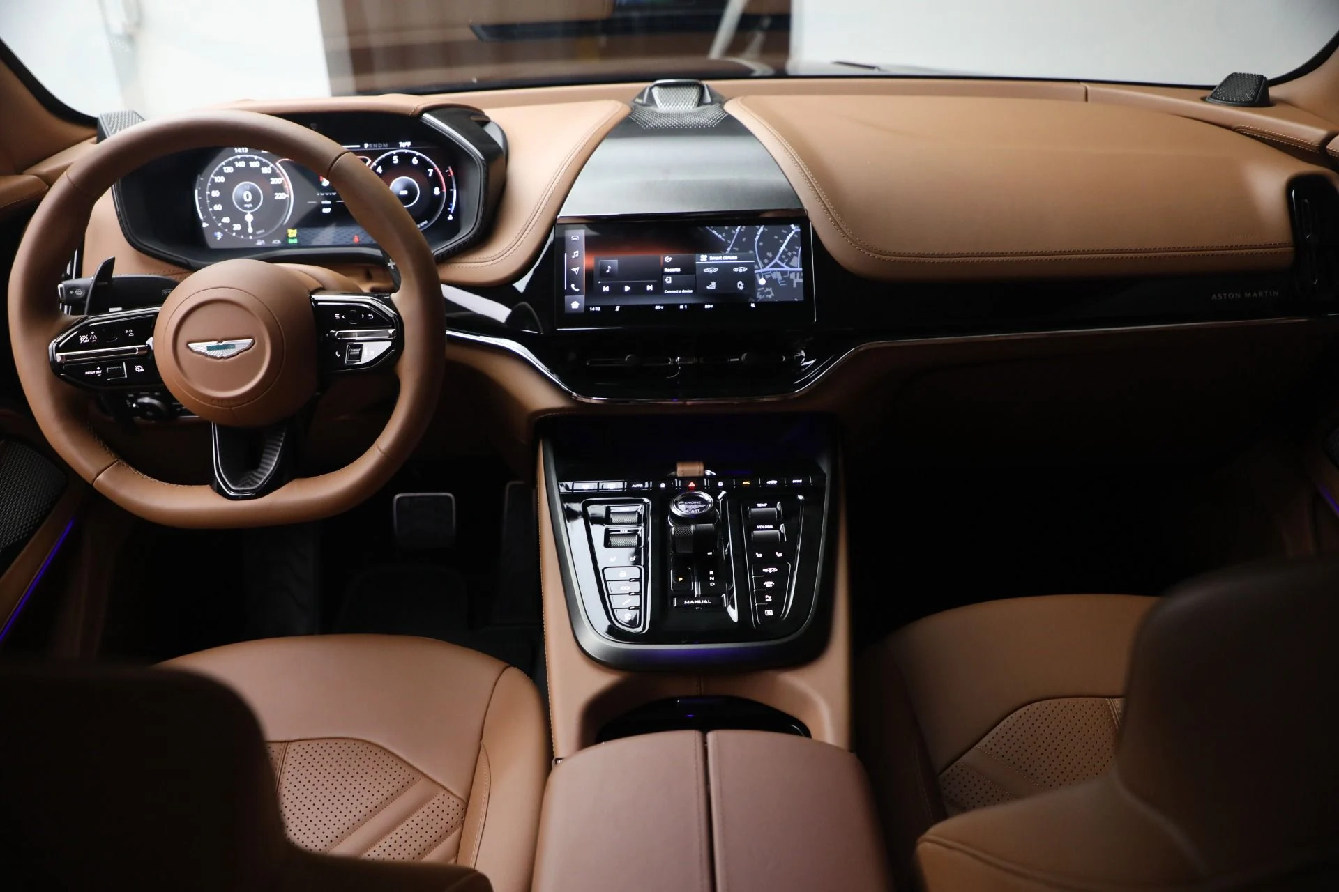 mph018_4043969630_New_2026_Aston_Martin_DBX_S_1787860964_d80d7add3d