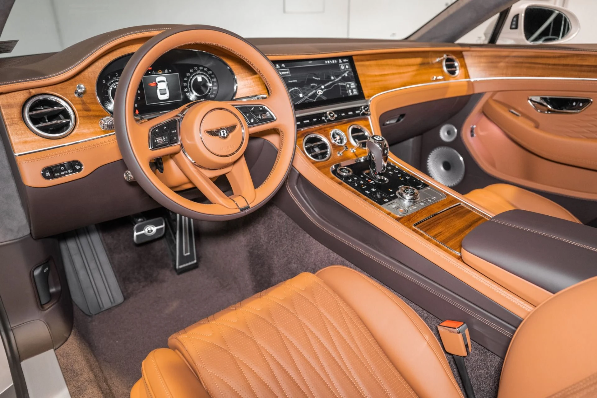 mph018_4047192456_Used_2026_Bentley_CONTINENTAL_GT_AZURE_V8_1761679827_a1819608ee