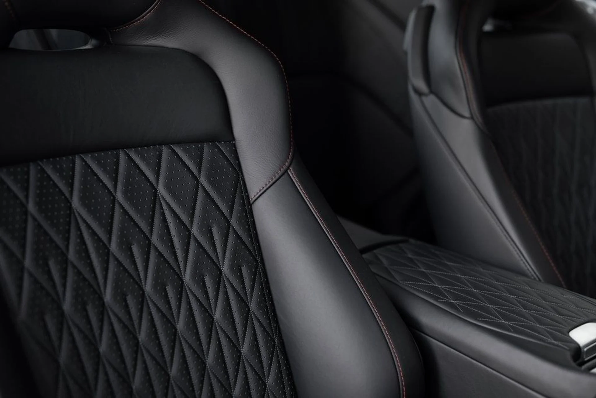 mph018_4052839470_ebe3fa8e4ae2c462760b298718759360x_f59f803b8e